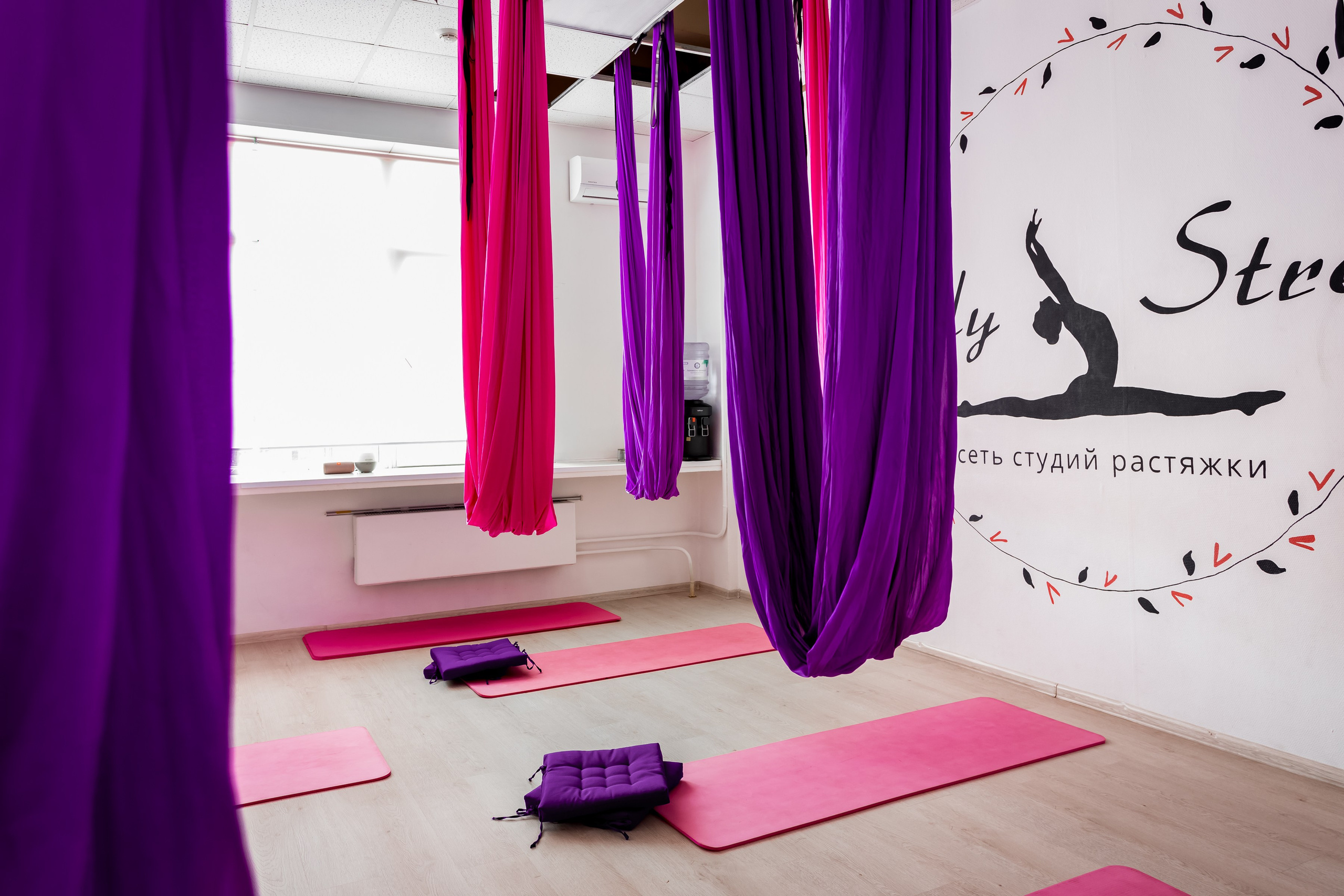 Студия растяжки Lady Stretch. Интерьеры, Контент, Портреты | Фотограф в Москве Дани Терно