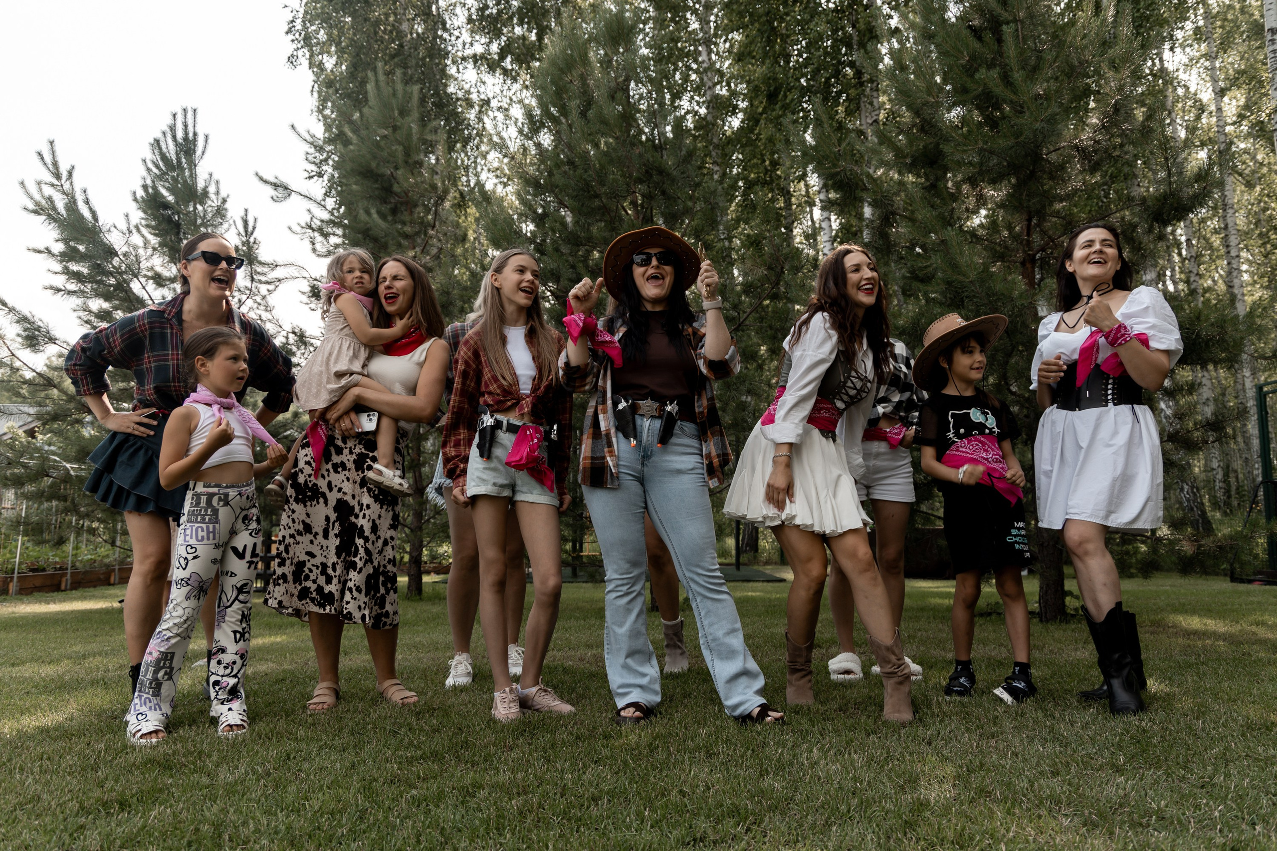 Съёмка дня рождения на диком западе. Фотограф свадебный, репортажный, индивидуальный, фото для маркетплейсов, брендов, автосалонов