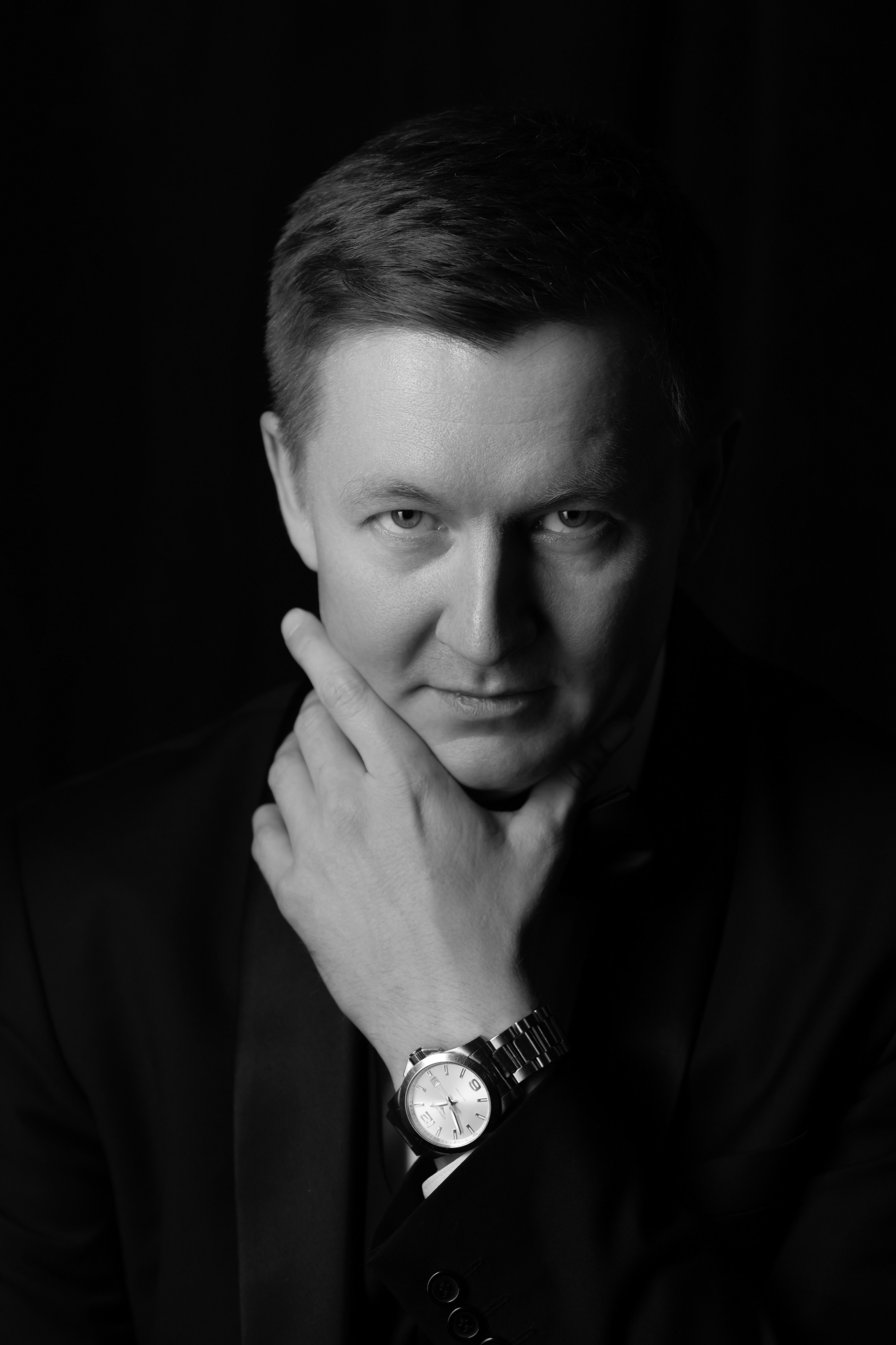 Сергей Чернаков. Фотограф свадебный, репортажный, индивидуальный, фото для маркетплейсов, брендов, автосалонов