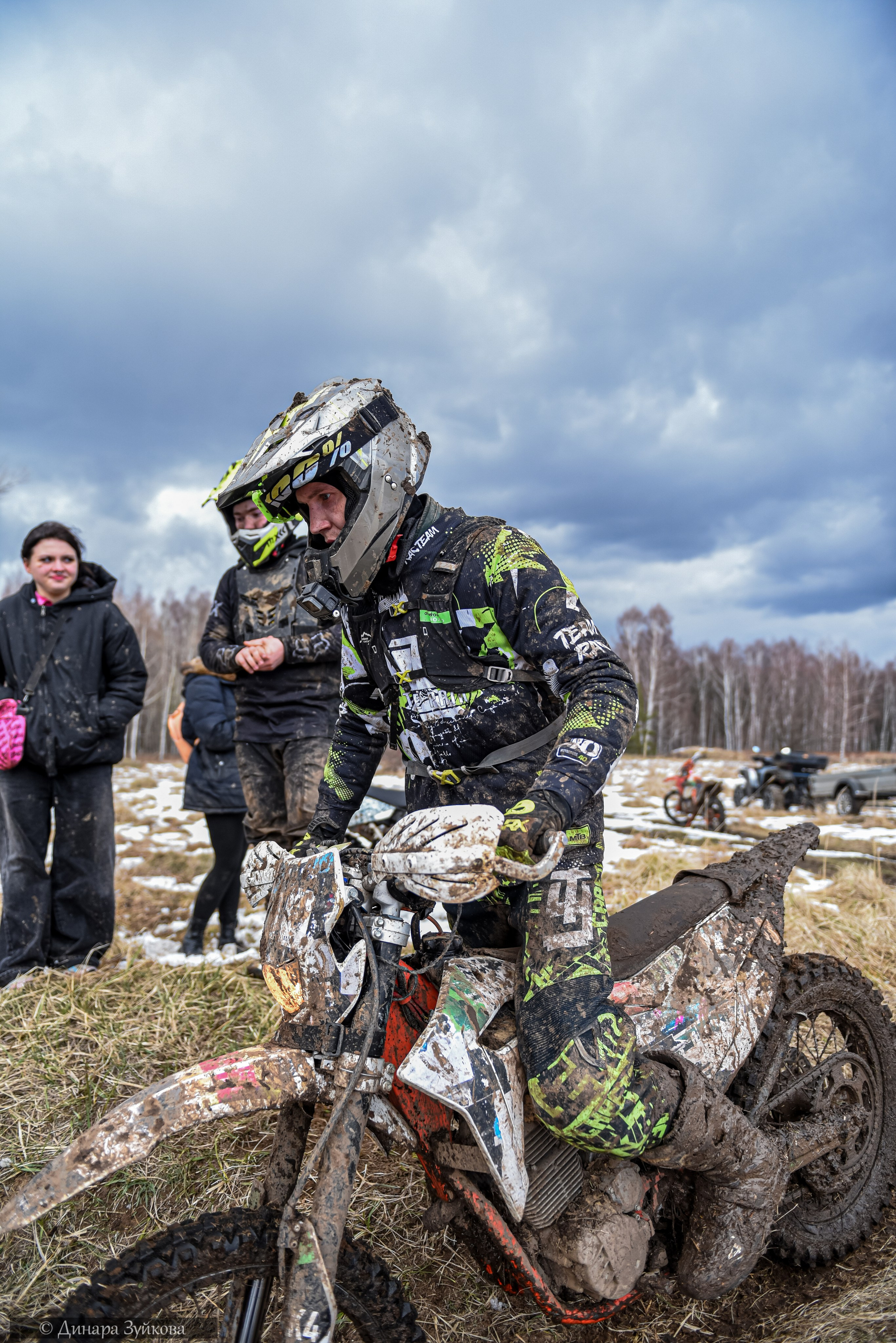На Местности. 1 этап. Мотофотограф в Нижнем Новгороде Динара Зуйкова