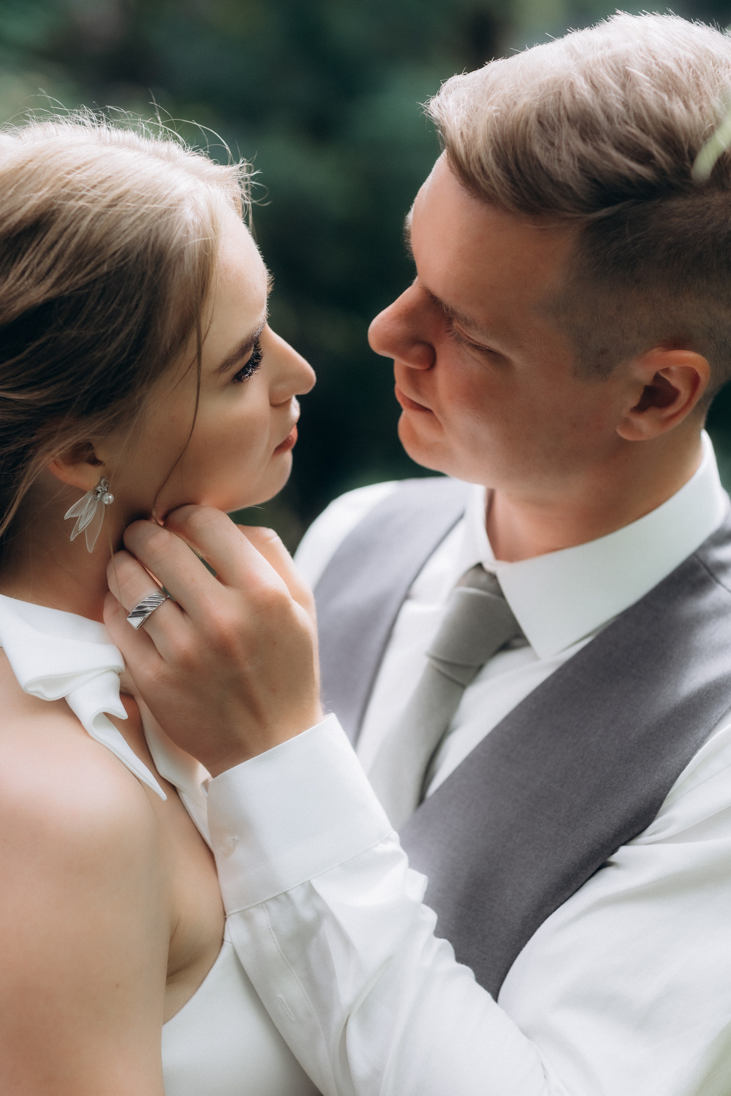 Свадебная фотосессия в Главном Ботаническом саду и в оранжерее. Свадебный фотограф в Москве Мария Крош