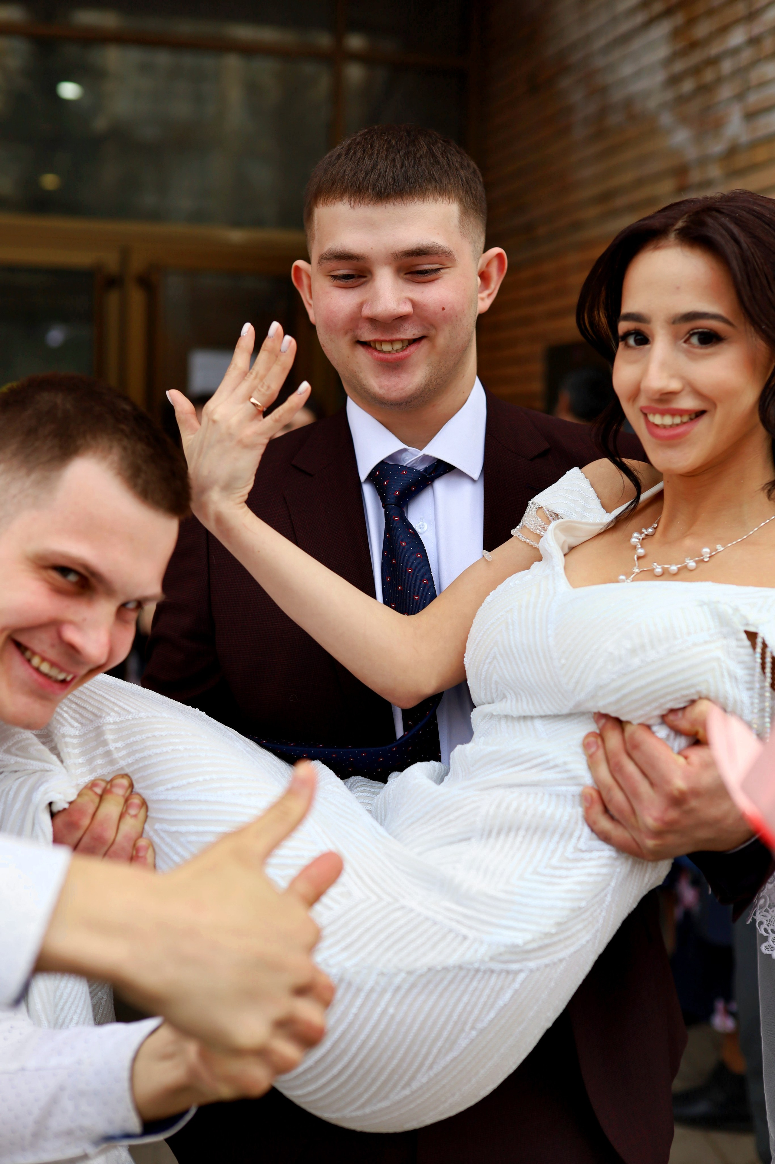 Свадебная Love story-фотосессия молодоженов. Юлия Егорова | Фотограф Королёв, Москва, МО • Портреты • Свадьбы • Street • Love Story