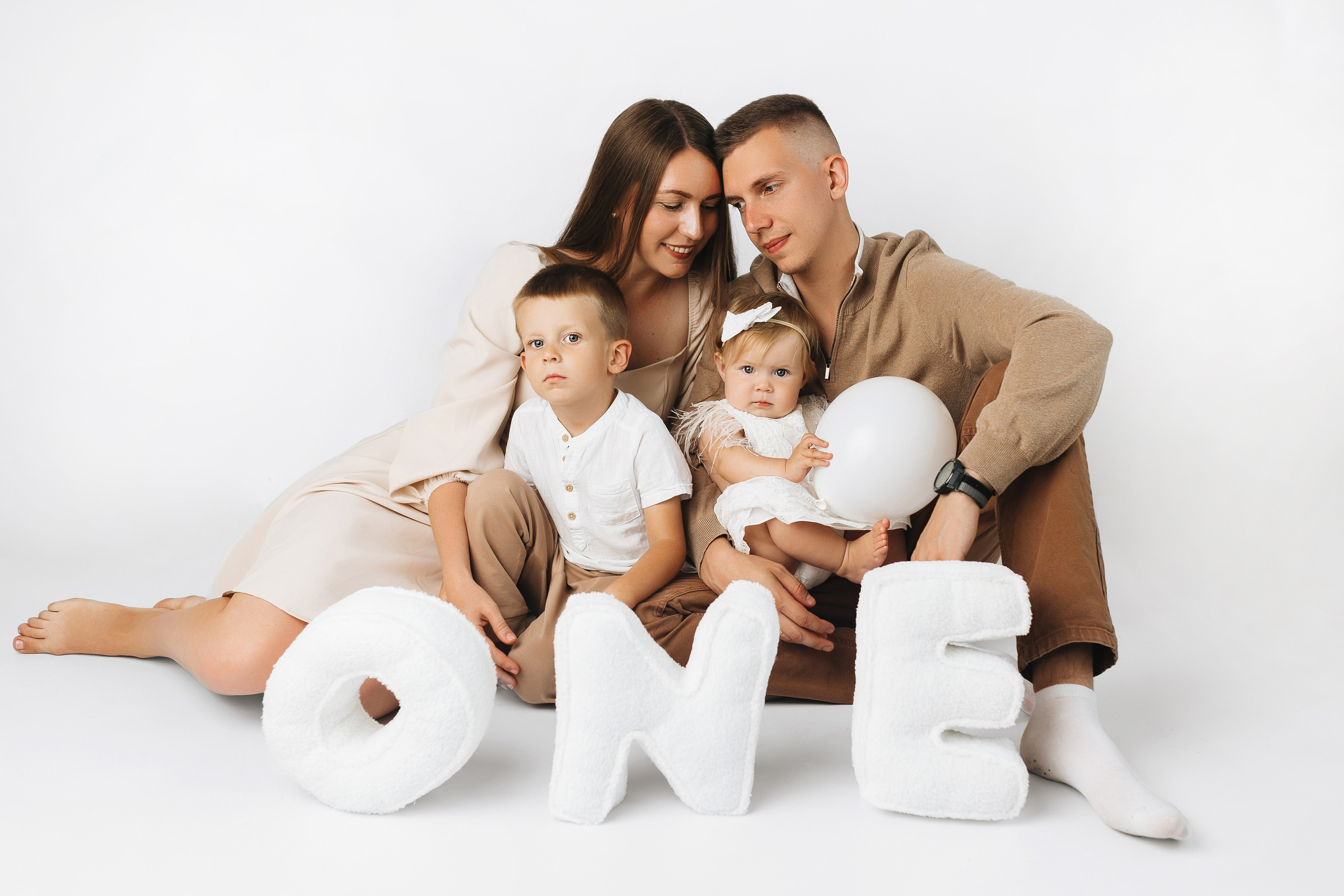 Семейные фото на годиках. Фотограф новорожденных Серпухов, Протвино, Москва I Марина Бурмистрова