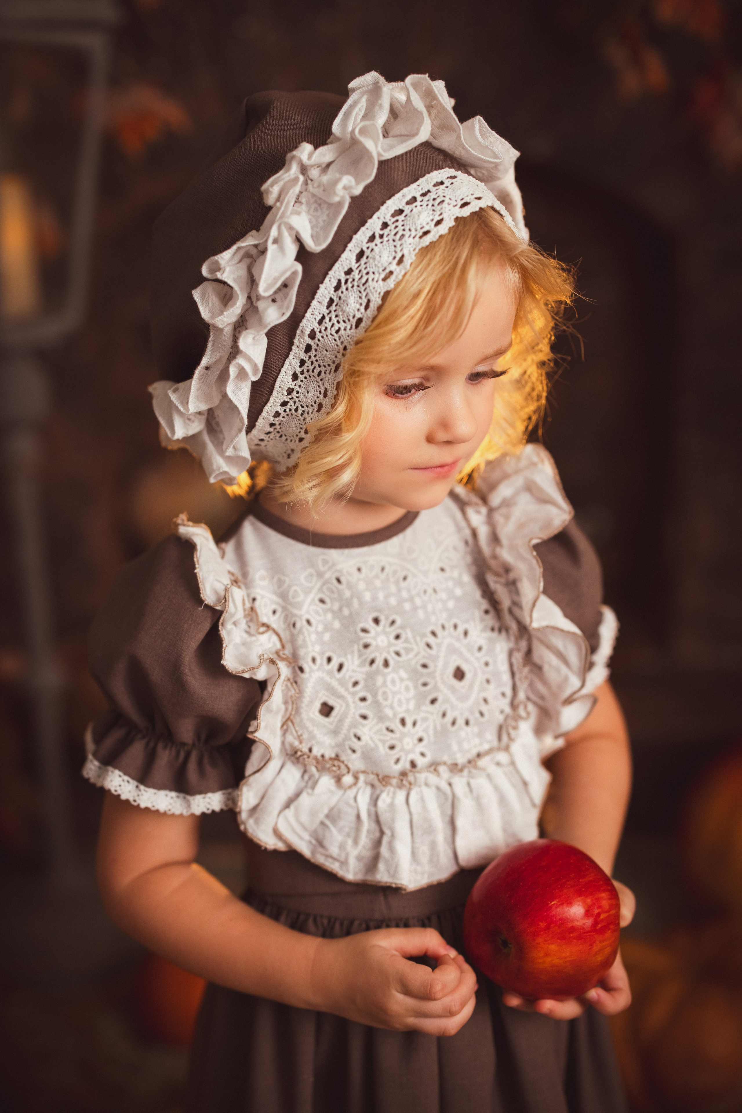Детская осенняя фотосессия в фотостудии «Авторская». Семейный и детский фотограф в Краснодаре Анна Трашкова