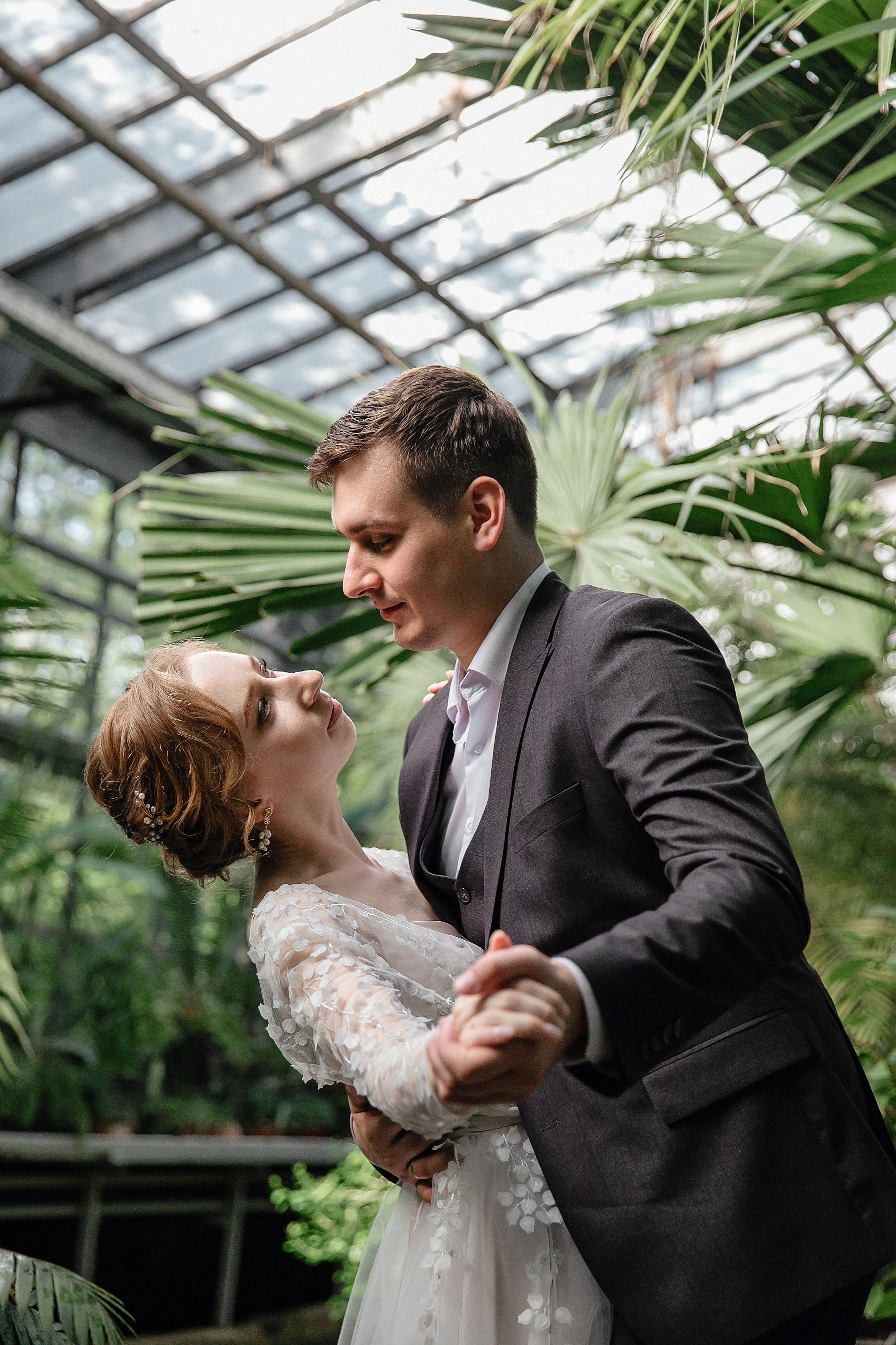 АРХИВ Елена и Антон. Ботанический САД. Свадебный фотограф Москва