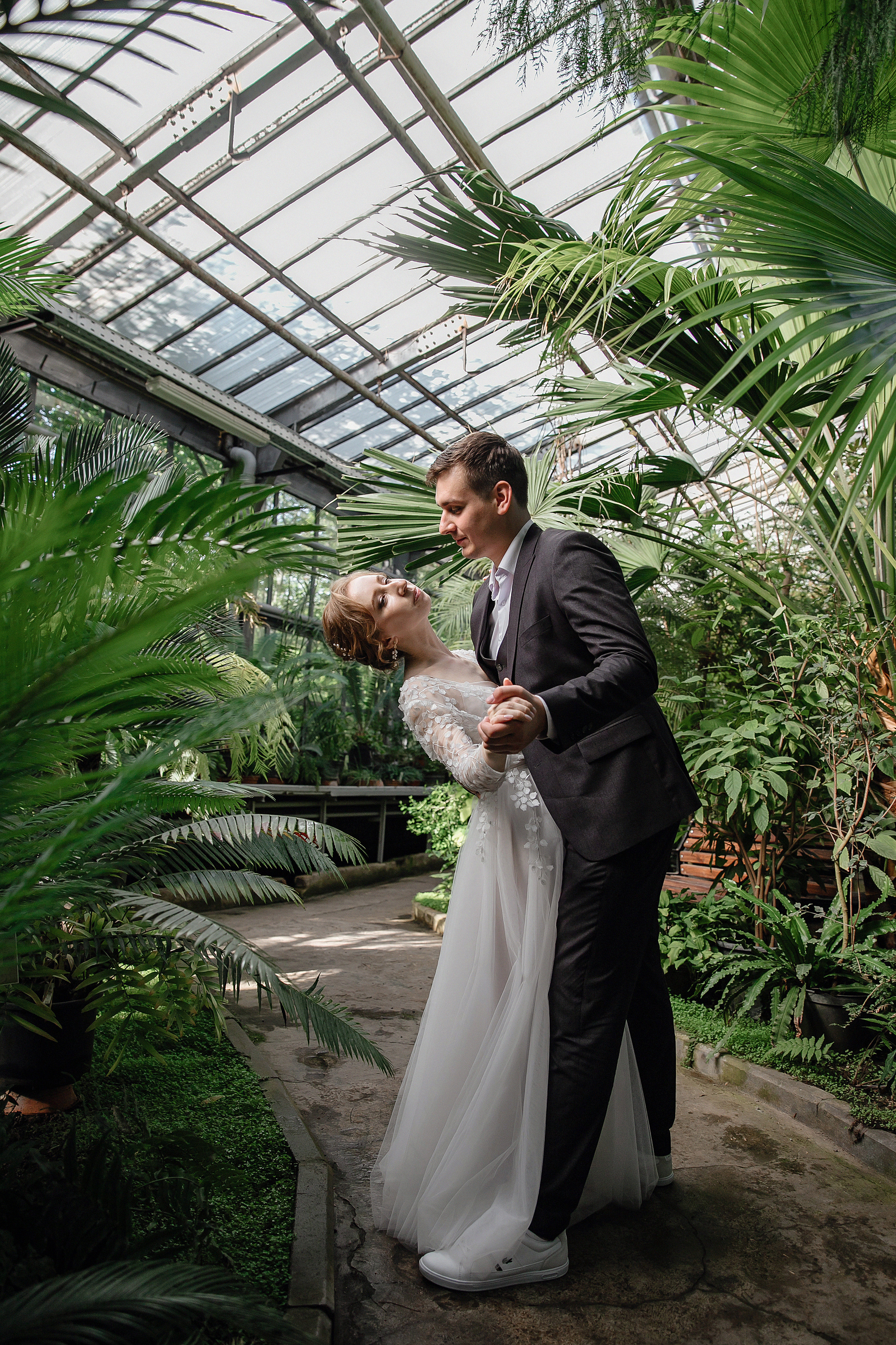 АРХИВ Елена и Антон. Ботанический САД. Свадебный фотограф Москва