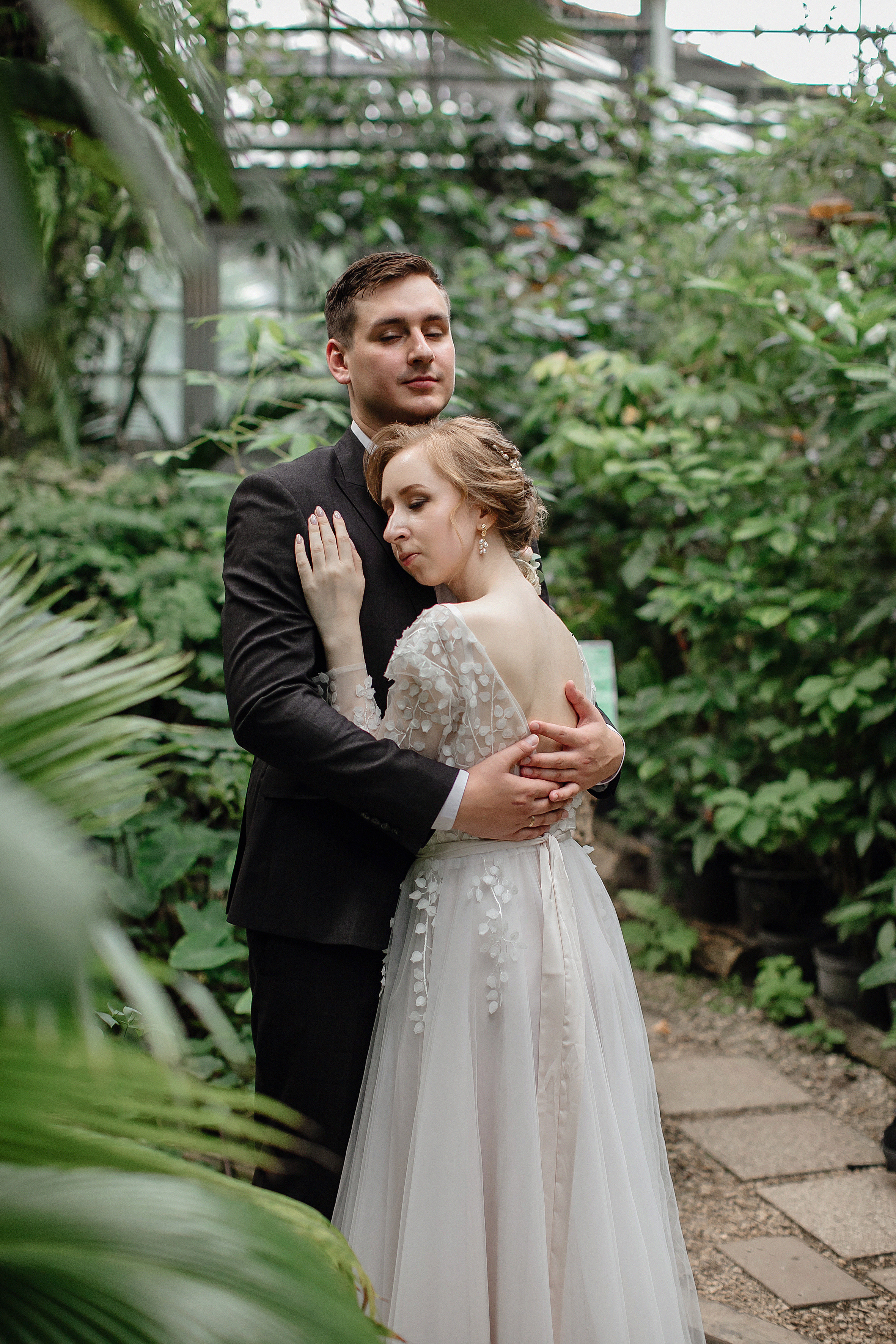 АРХИВ Елена и Антон. Ботанический САД. Свадебный фотограф Москва