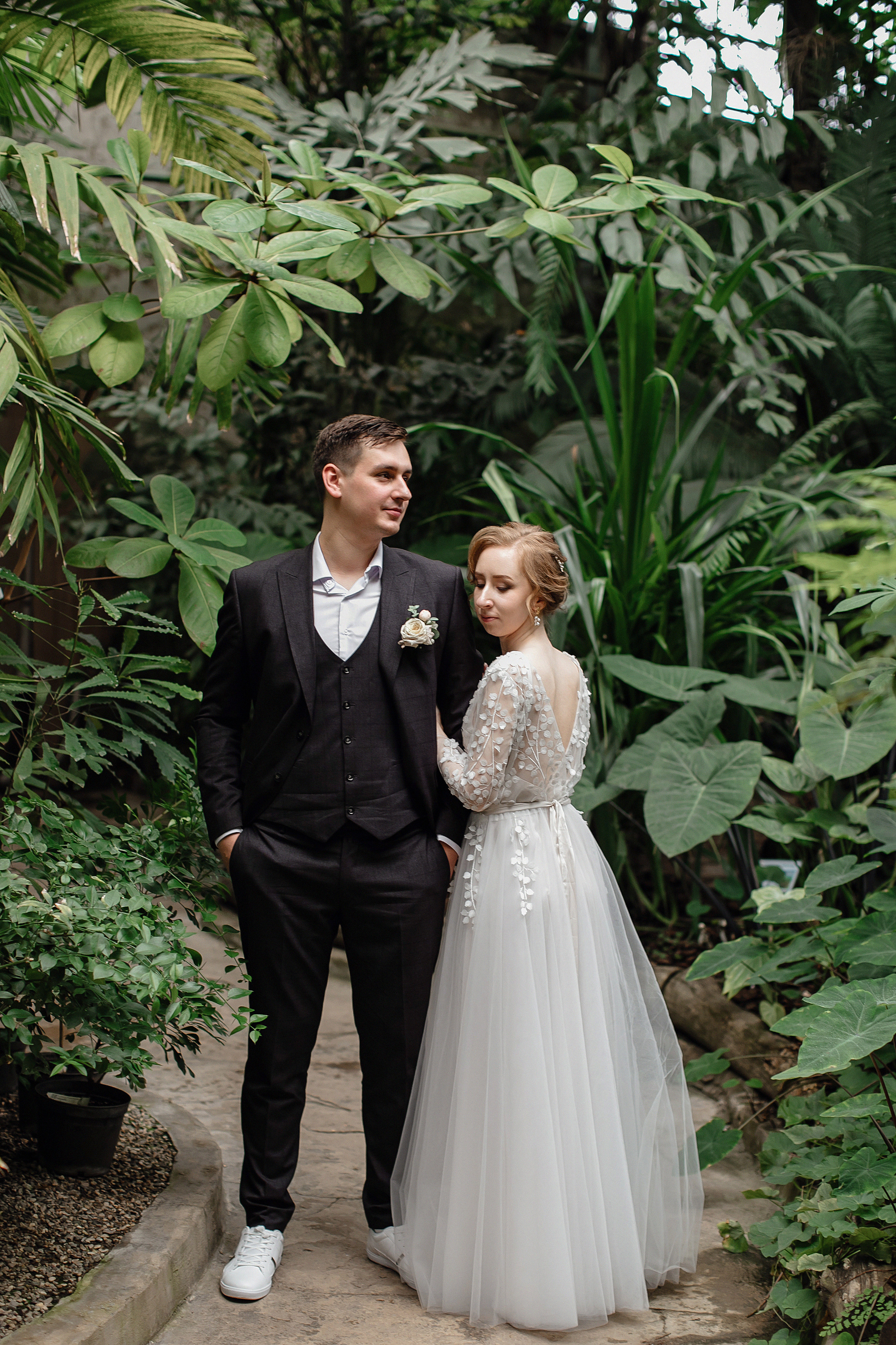 АРХИВ Елена и Антон. Ботанический САД. Свадебный фотограф Москва