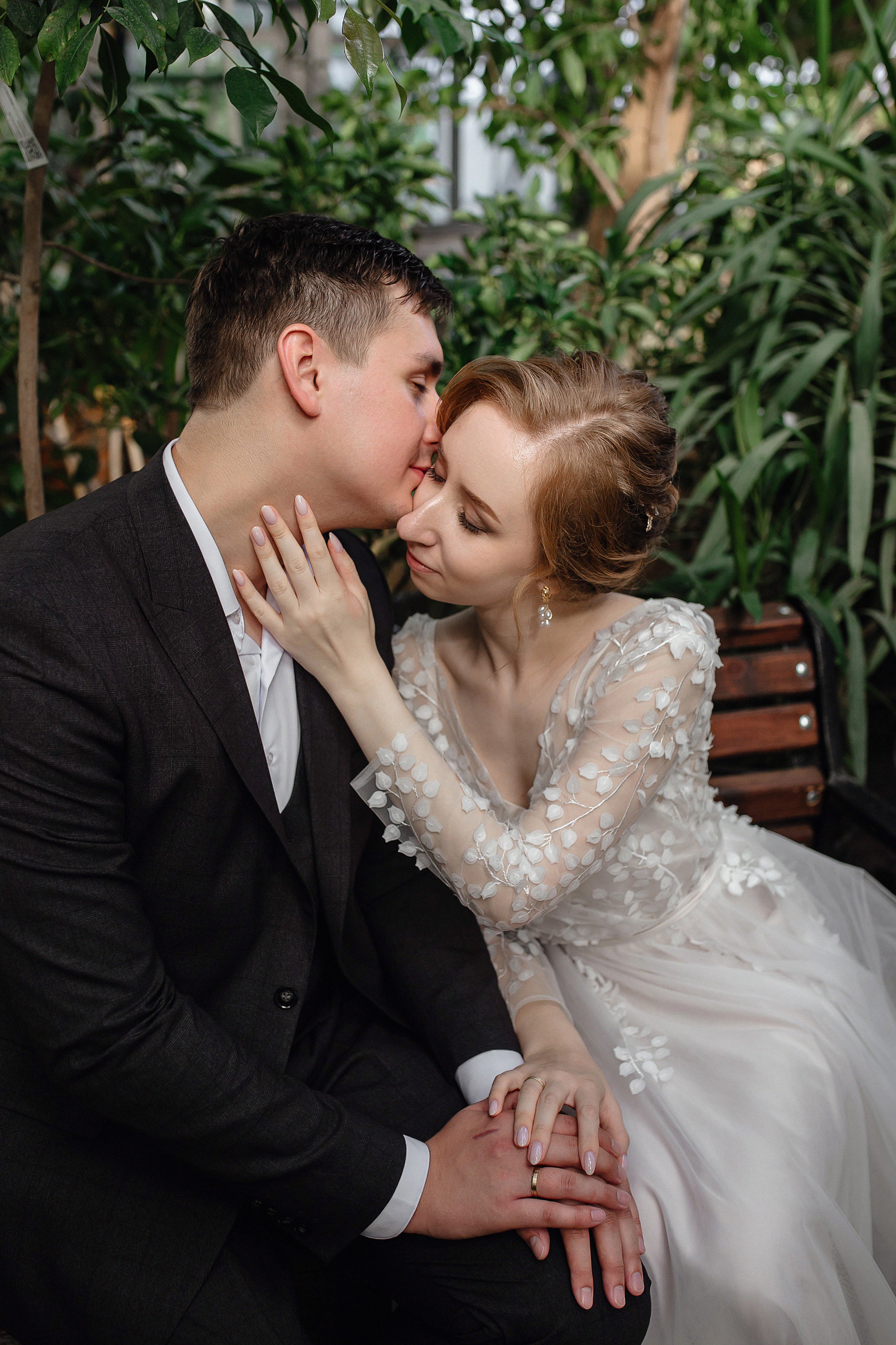 АРХИВ Елена и Антон. Ботанический САД. Свадебный фотограф Москва