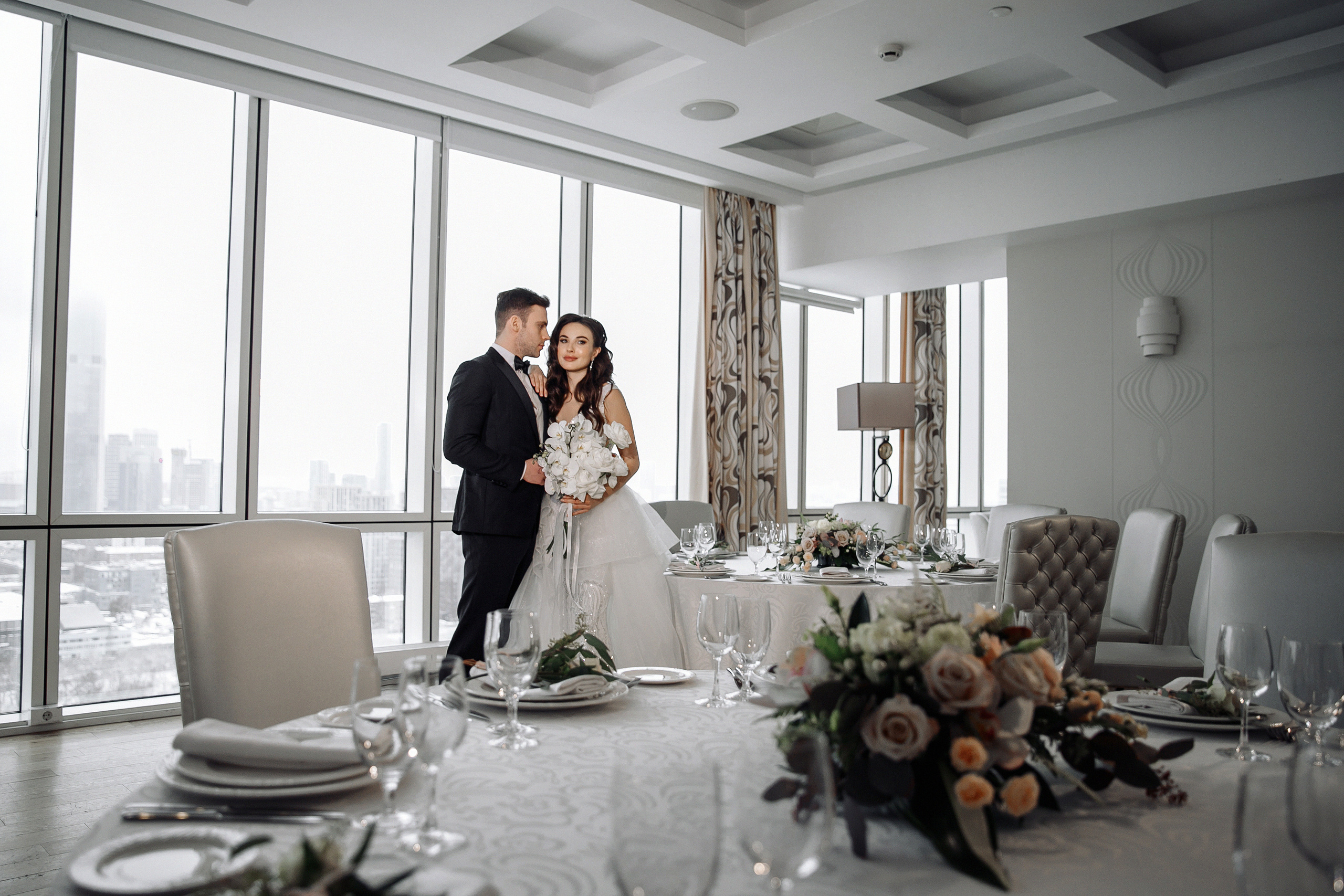 АРХИВ Олеся и Сергей в отеле Кроун ПЛАЗА. Свадебный фотограф Москва