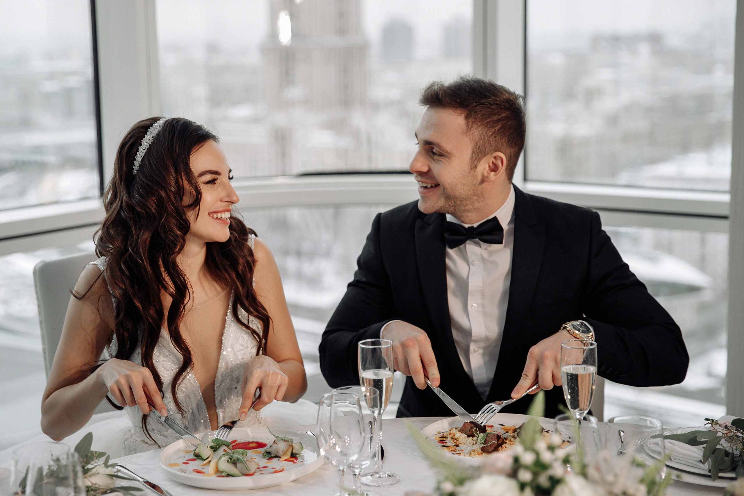 АРХИВ Олеся и Сергей в отеле Кроун ПЛАЗА. Свадебный фотограф Москва