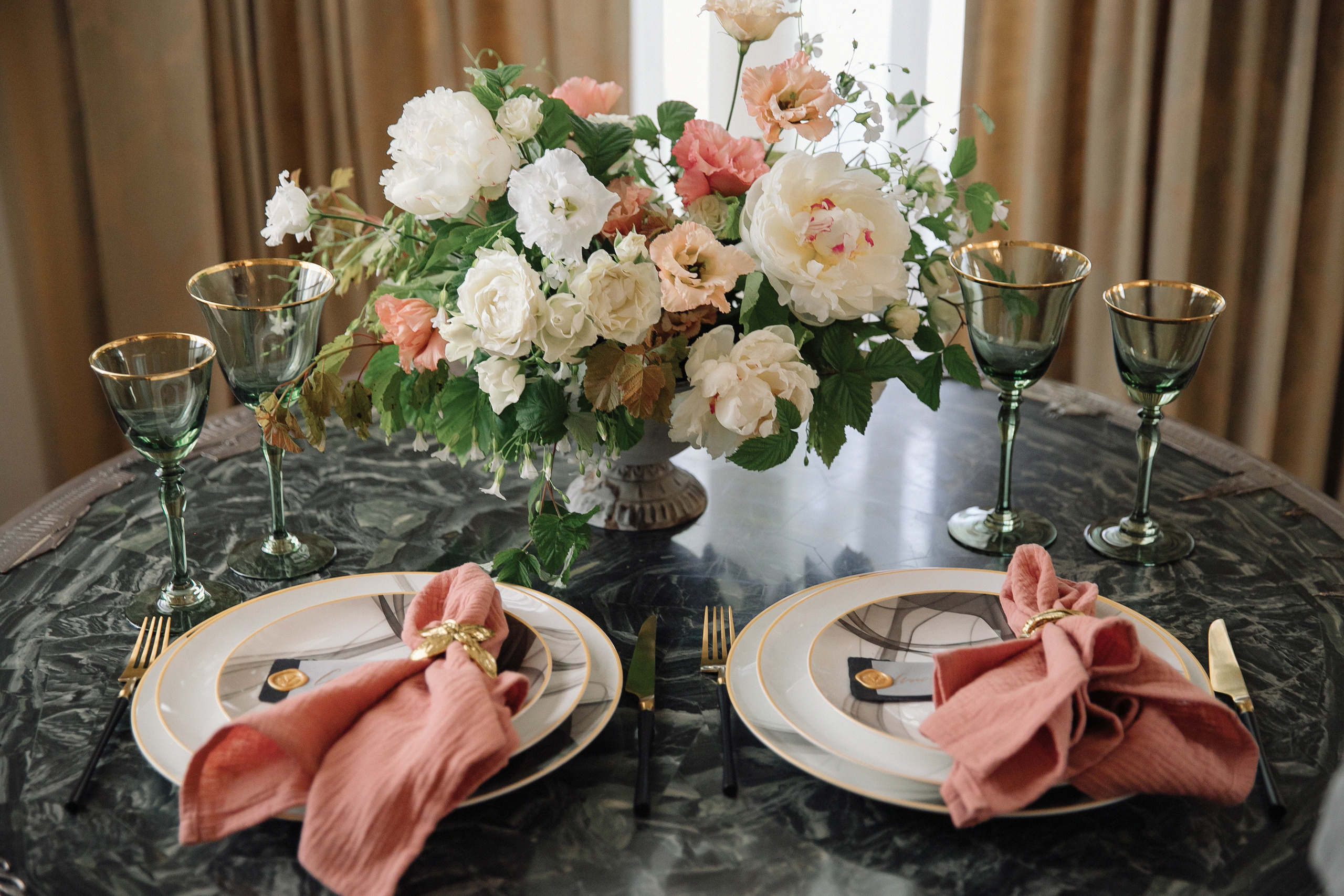 АРХИВ Анастасия и Сергей в парк-отеле МОРОЗОВКА. Свадебный фотограф Москва