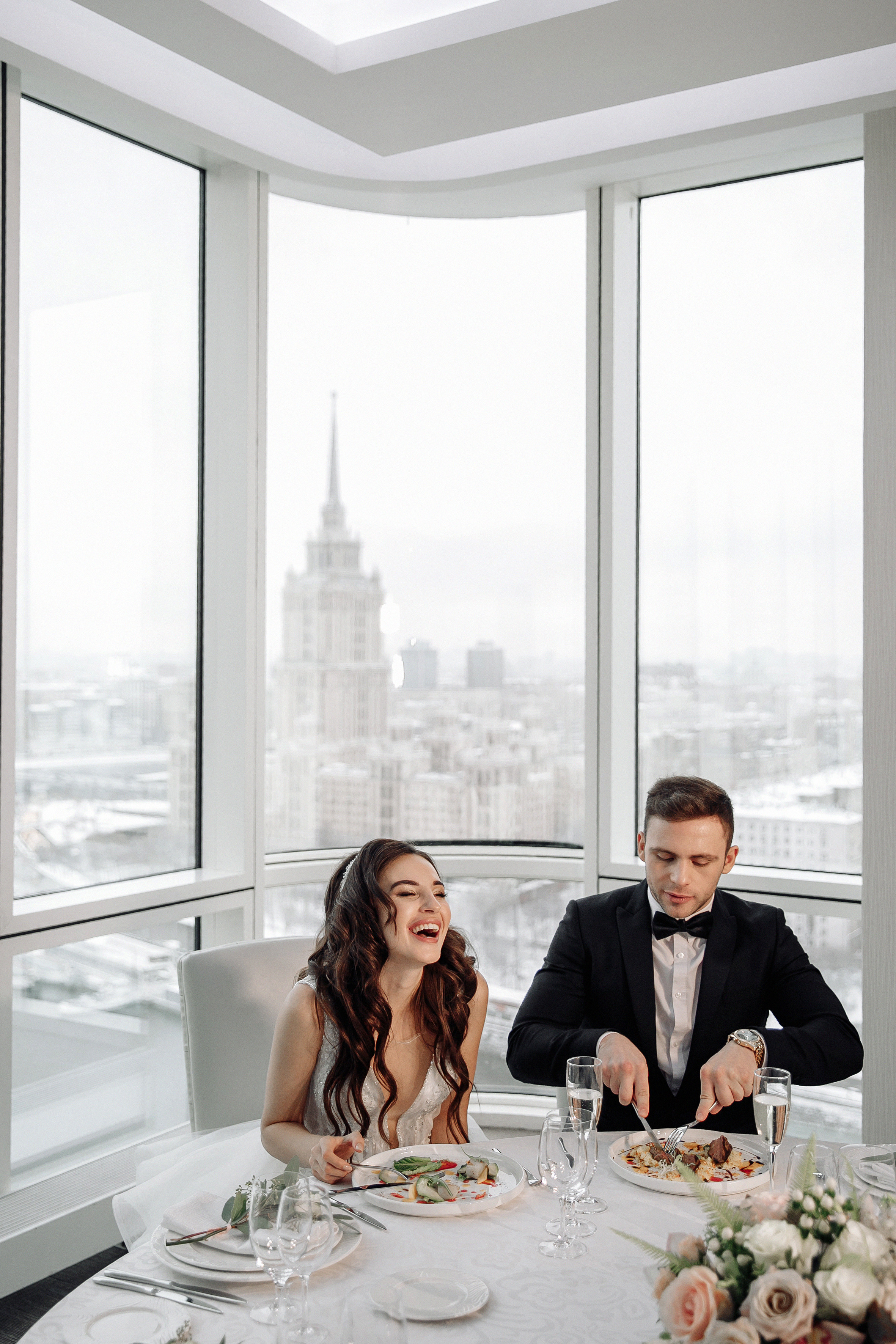 АРХИВ Олеся и Сергей в отеле Кроун ПЛАЗА. Свадебный фотограф Москва