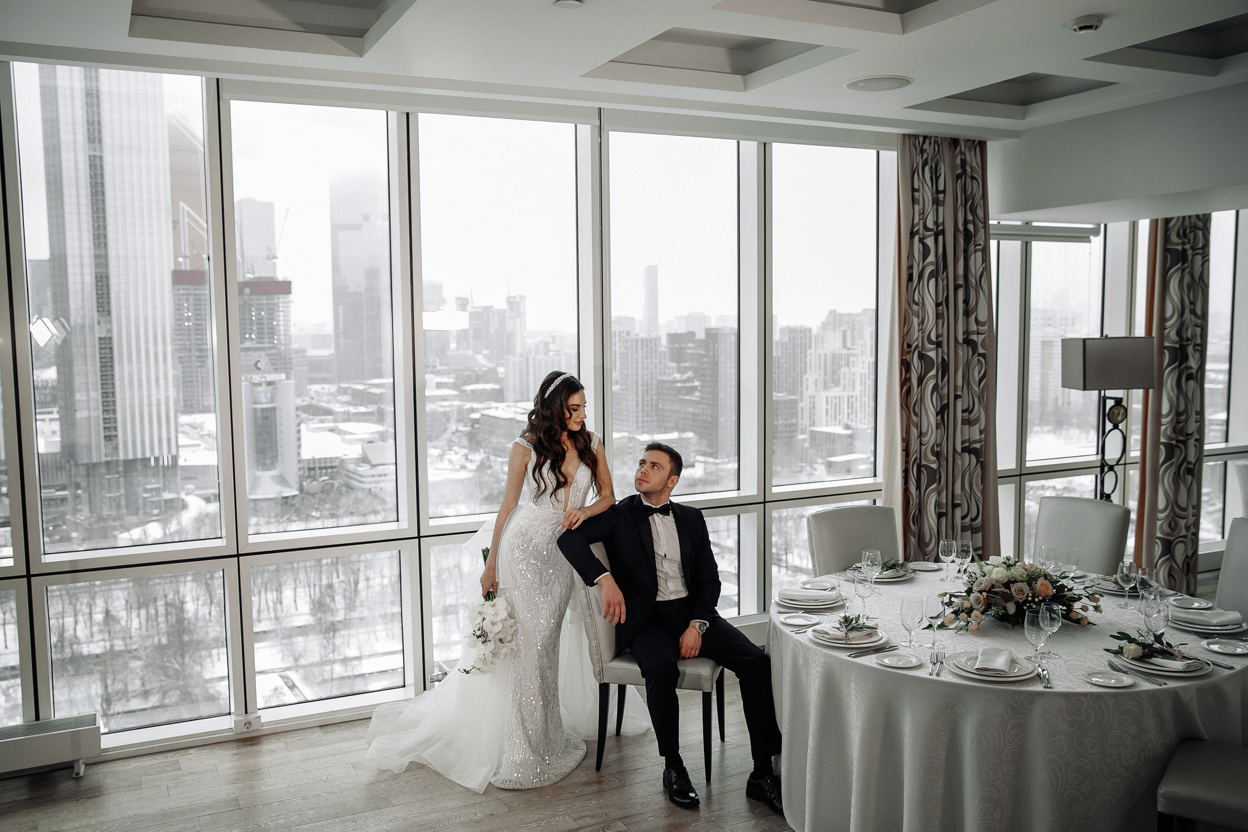 АРХИВ Олеся и Сергей в отеле Кроун ПЛАЗА. Свадебный фотограф Москва