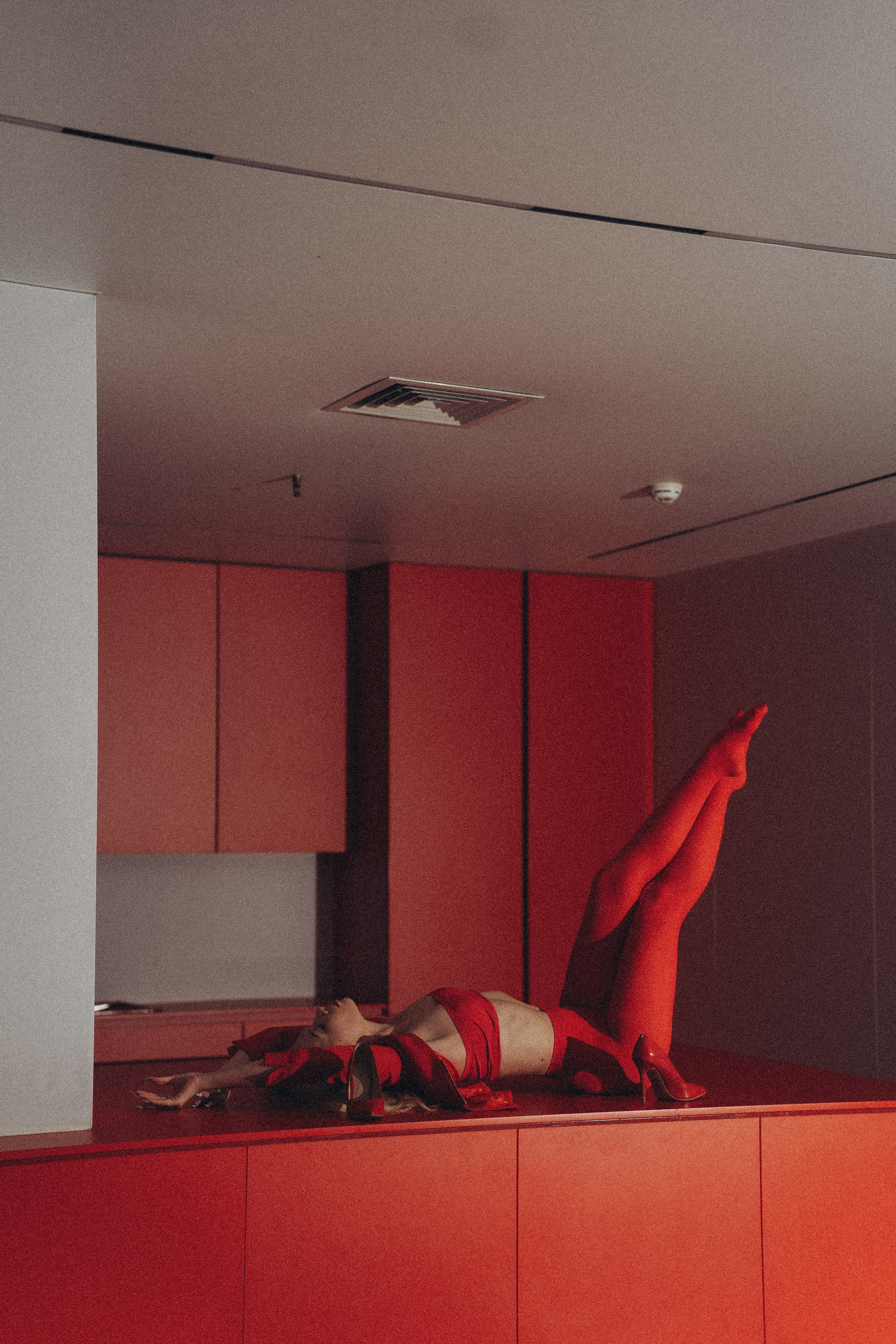 ФОТОСЕССИЯ К НОВОМУ ГОДУ В СТУДИИ С ЕЛОЧКОЙ КРАСИВЫЙ ОБРАЗ. Профессиональный фотограф, Санкт-Петербург — Виктория Богомолова