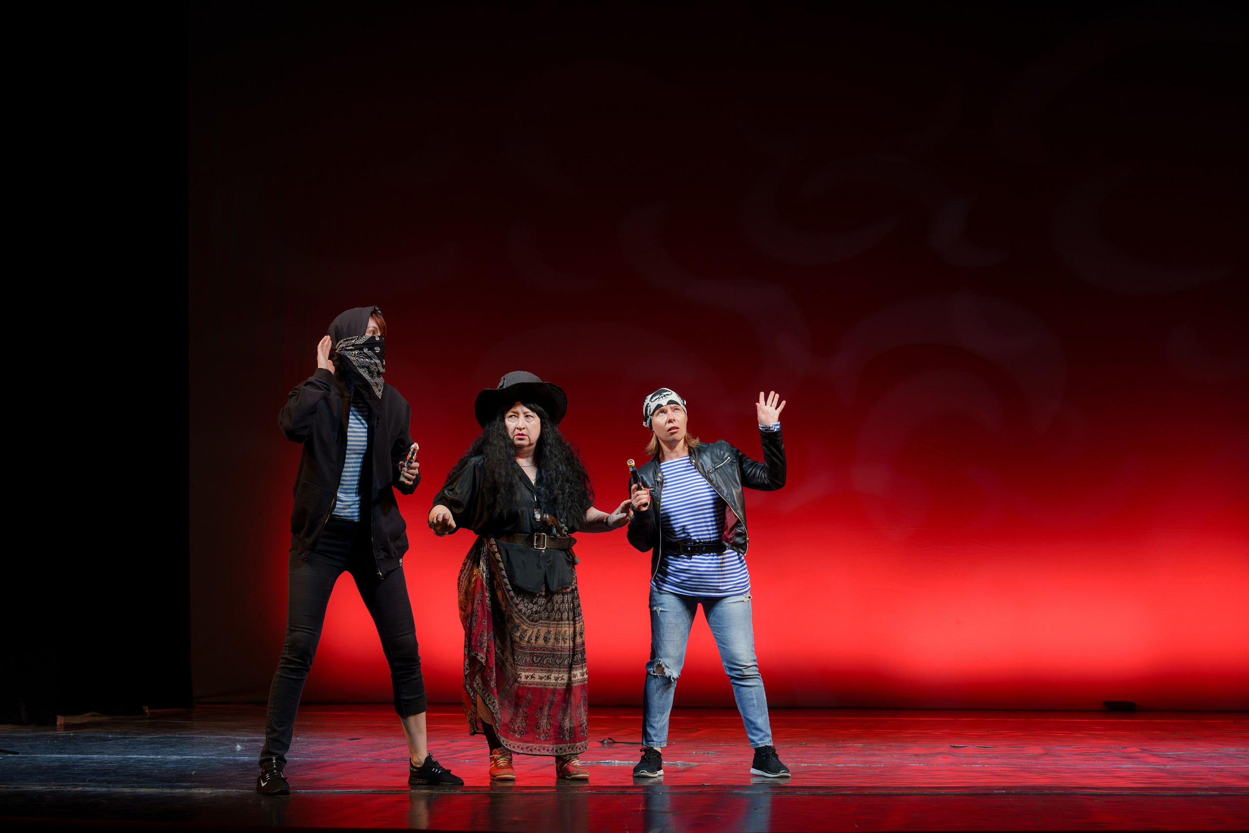 Выпускной Гимназия 7. Свадебный и репортажный фотограф Элина Козырьянова