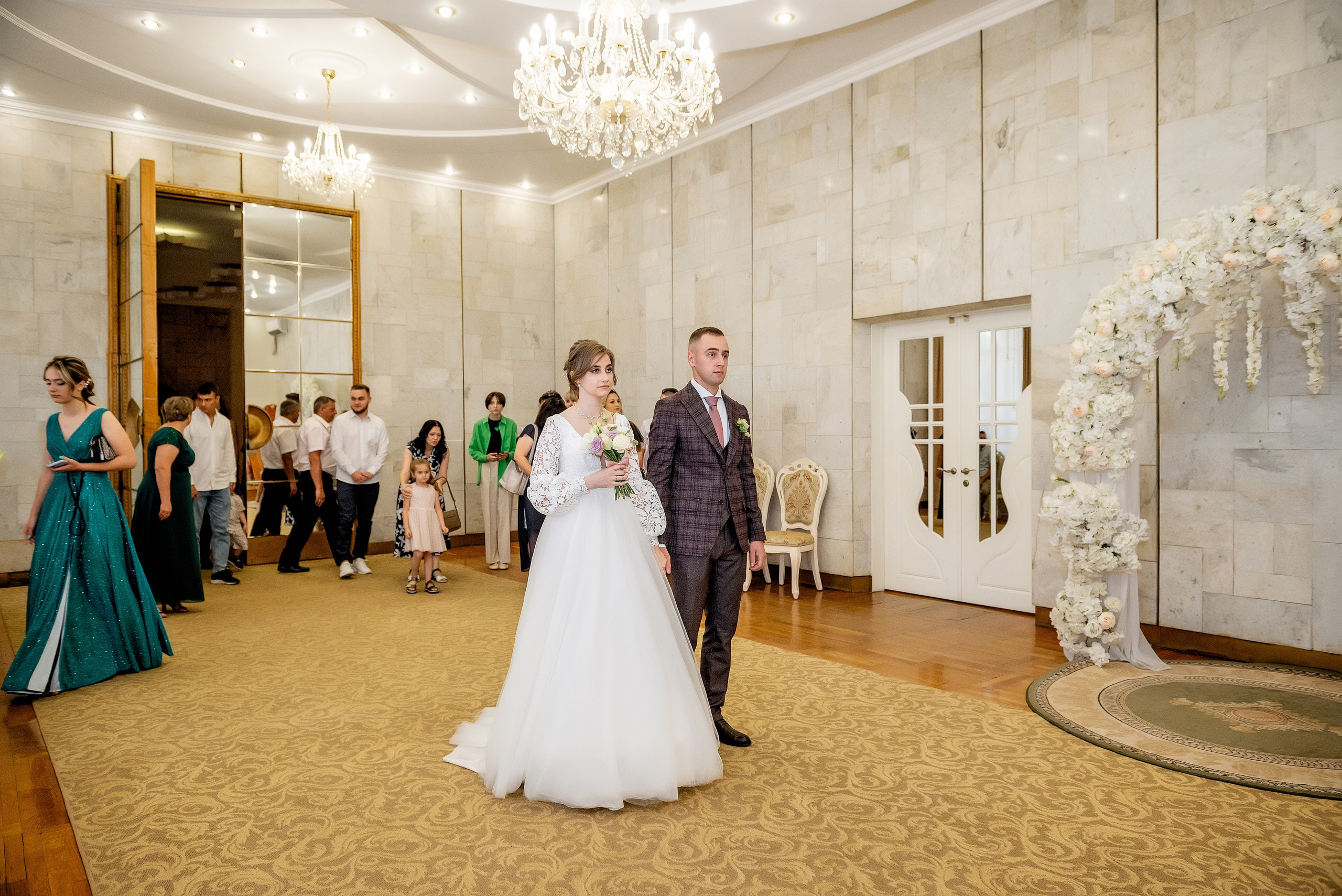 Фотограф на роспись в ЗАГСе в Ростове-на-Дону