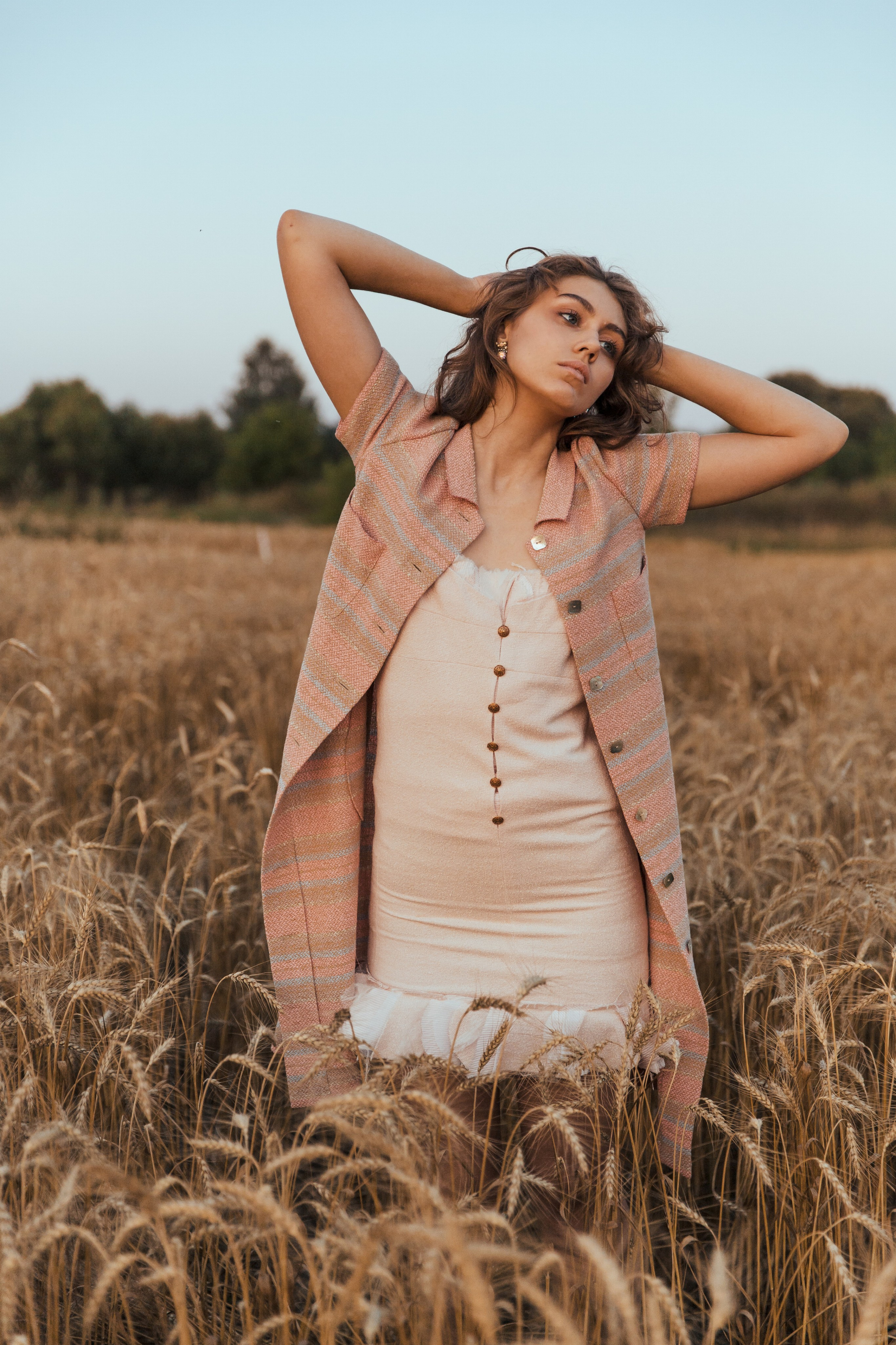Фотосессия в пшенице для бренда Vintage Dream. Фотограф и видеограф Анна Домашенко