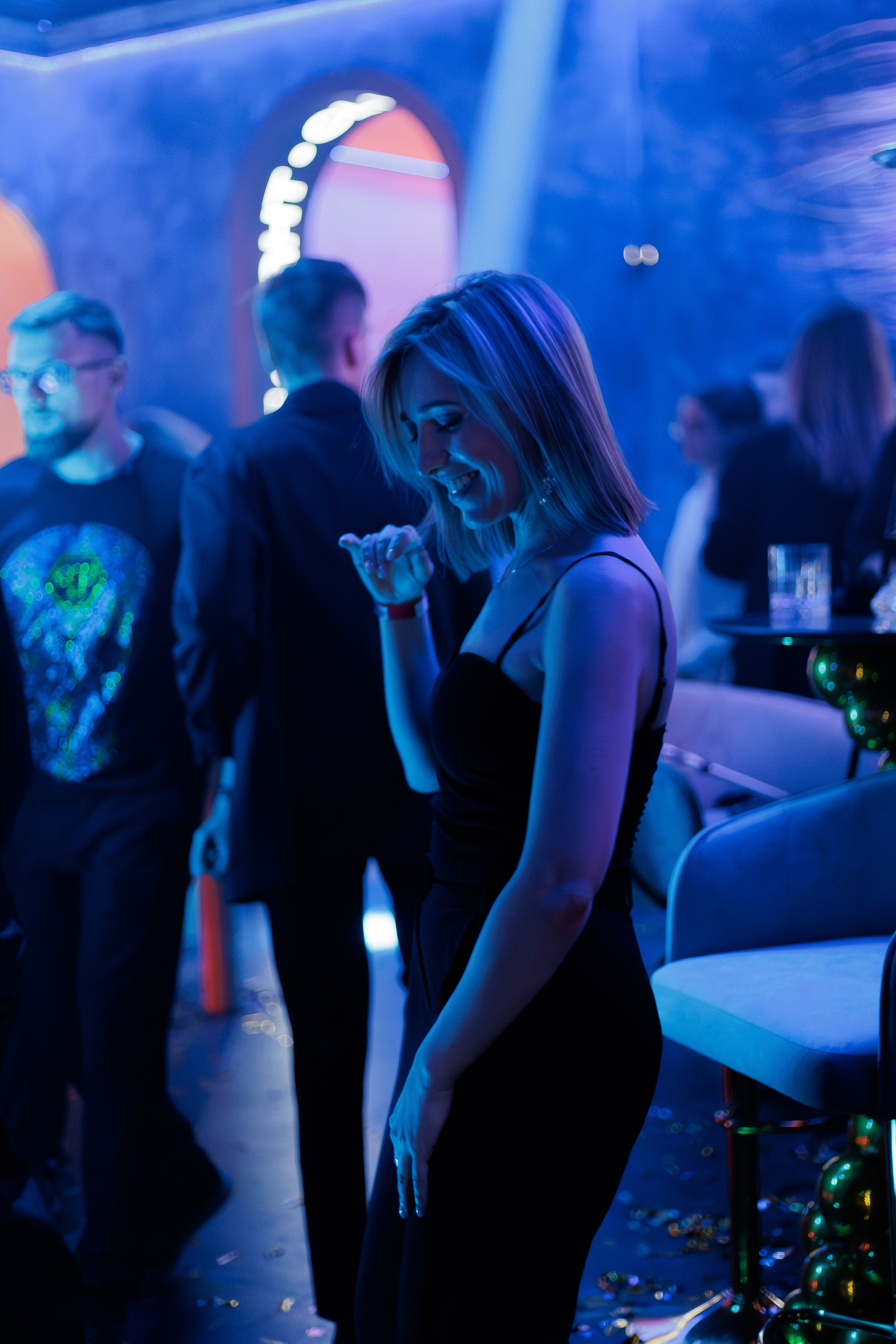 ЛУВР [Открытие Ночного клуба]. СВОИ. ФОТООТЧЕТЫ-СОБЫТИЯ-МЕСТА