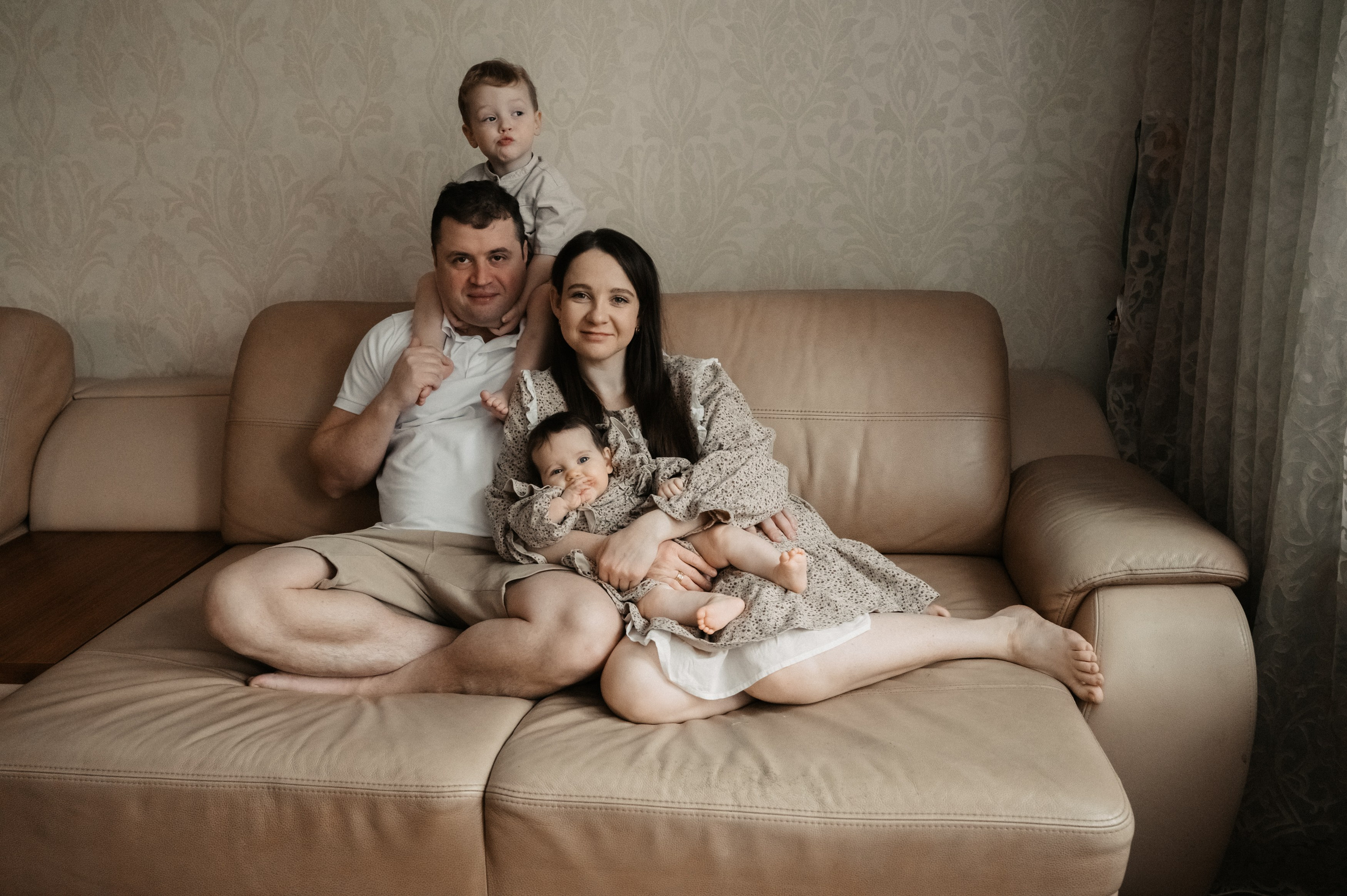 3+1. Фотограф Ким Ангелина