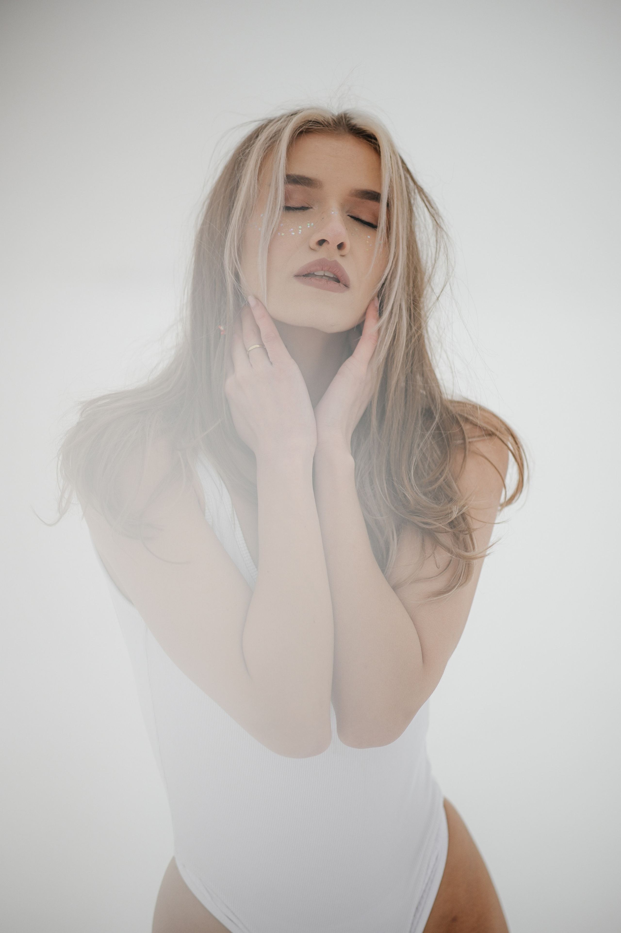 Индивидуальная фотосессия Алматы. Фотостудия Алматы — 2 Stula.Studio | Аренда залов