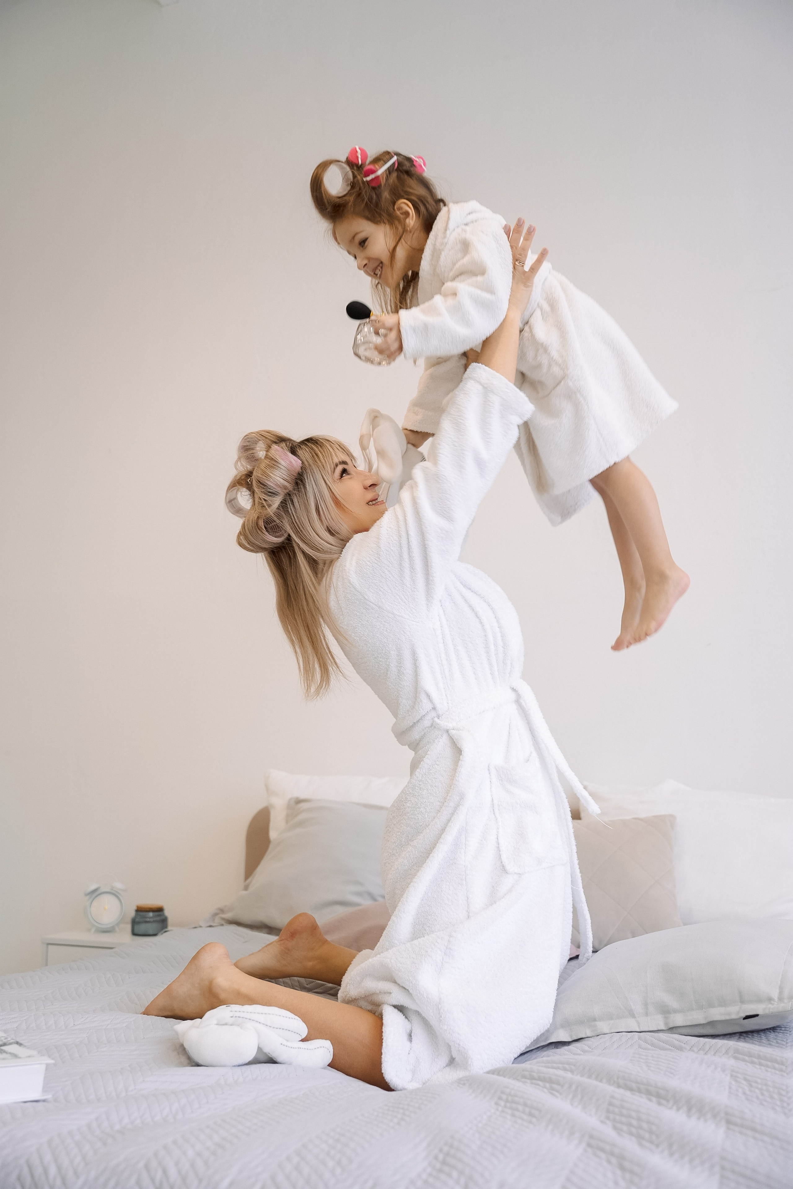 Мама с дочкой. Главная