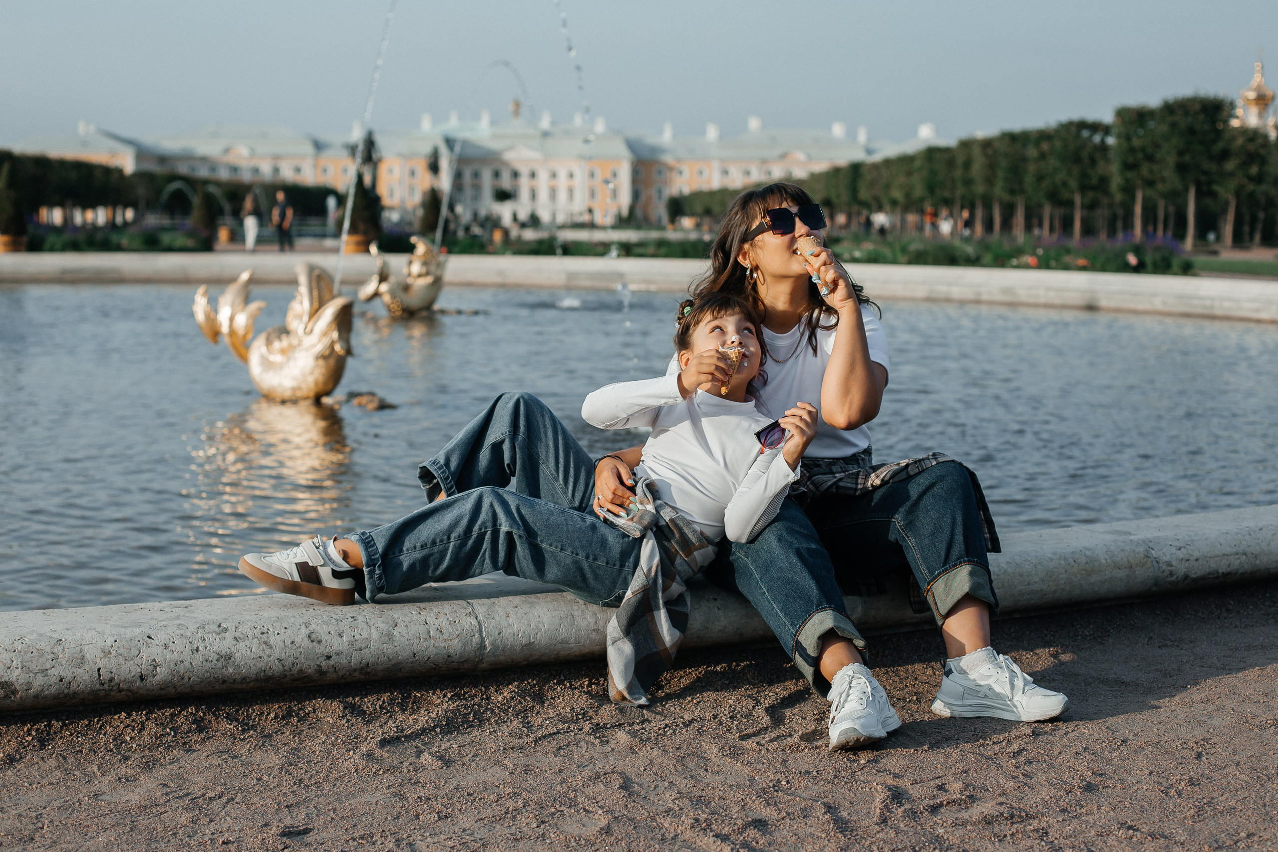 Ира и Эвелина