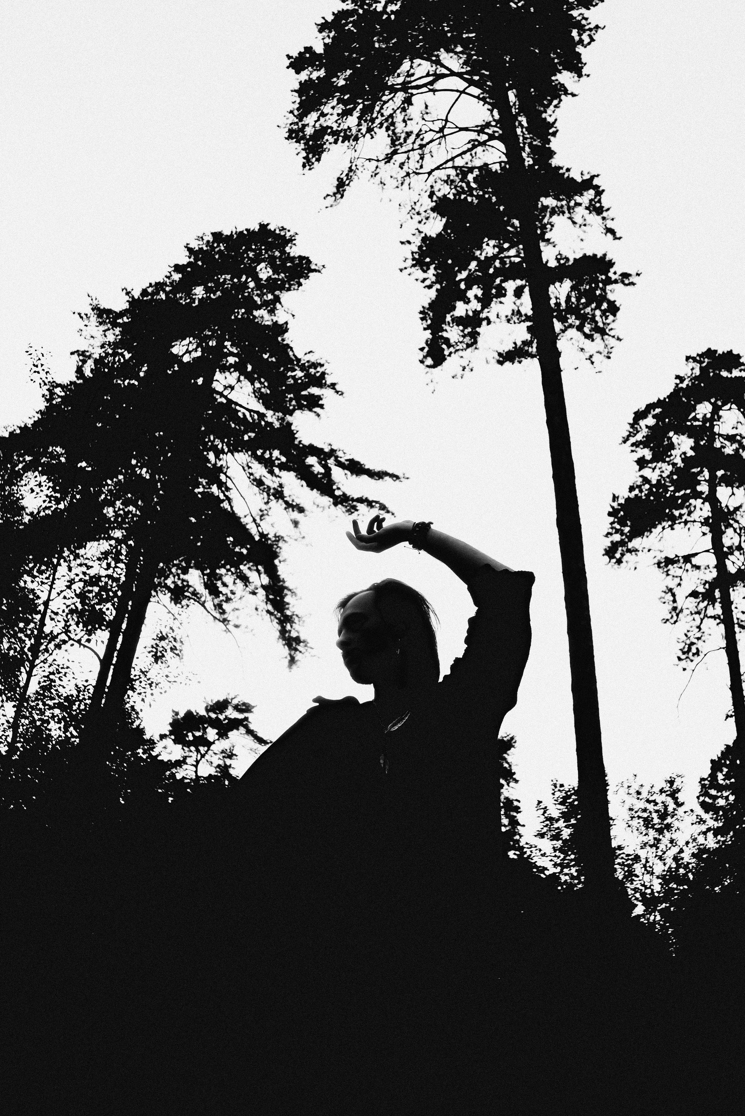 Съёмка солиста группы в лесу. Фотоведьма Дарья Нечинская