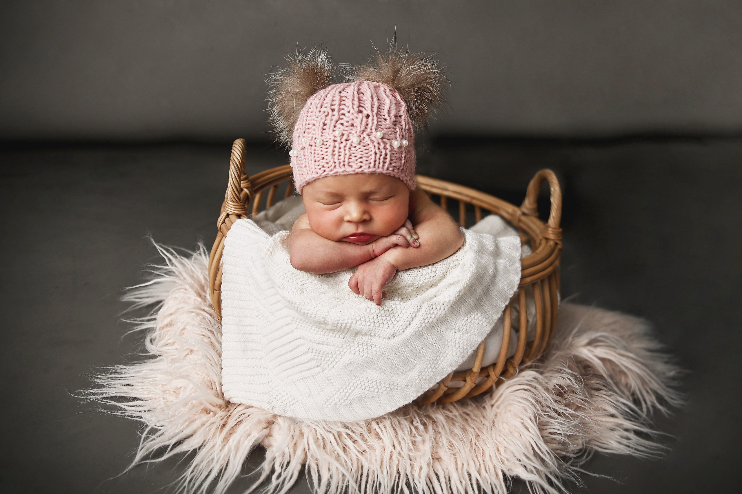 НОВОРОЖДЕННЫЕ до месяца. Мишугина Ольга Фотограф новорожденных, семейный и детский фотограф