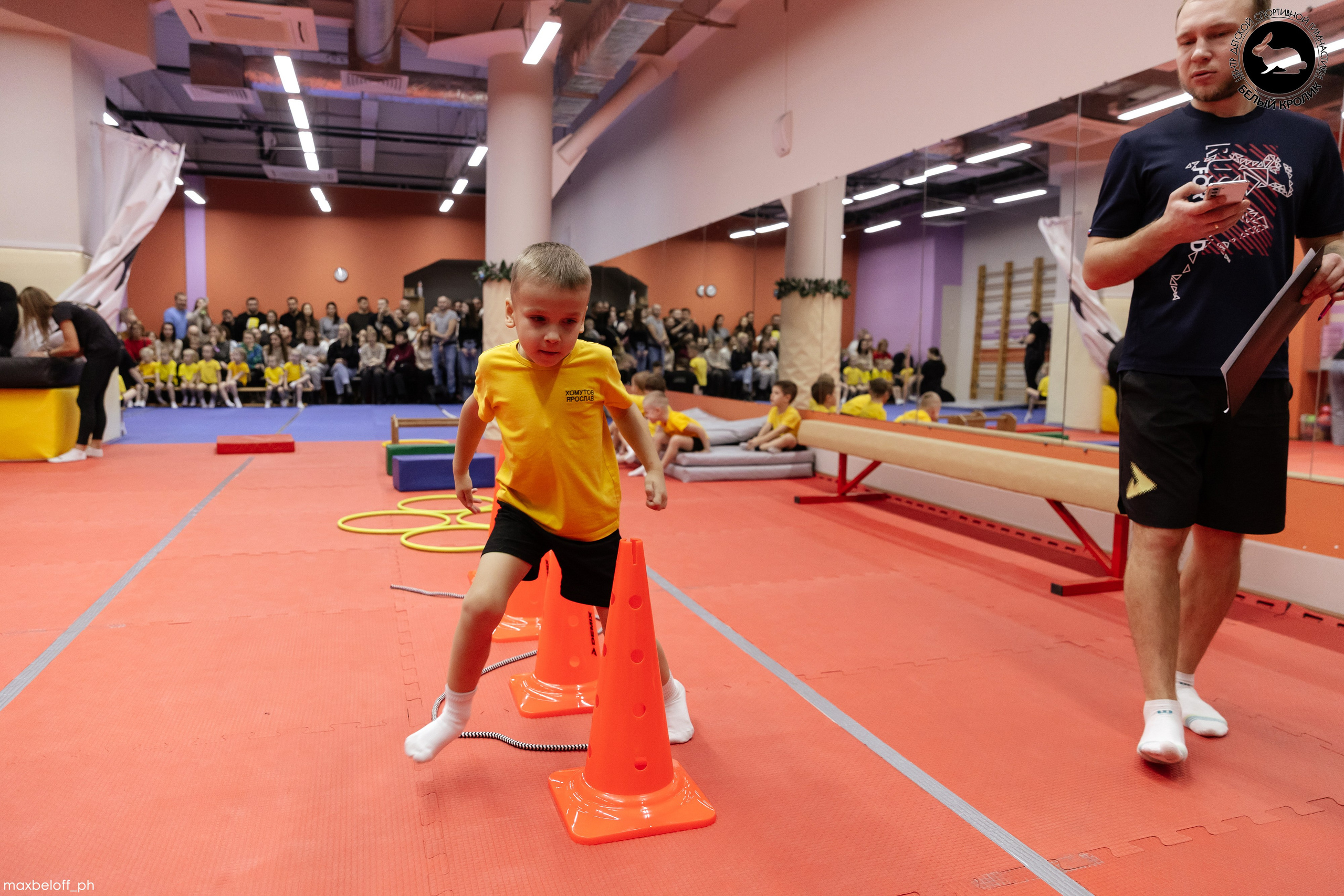 Белый кролик. Соревнования. Семейный фотограф — Макс Белогрудов