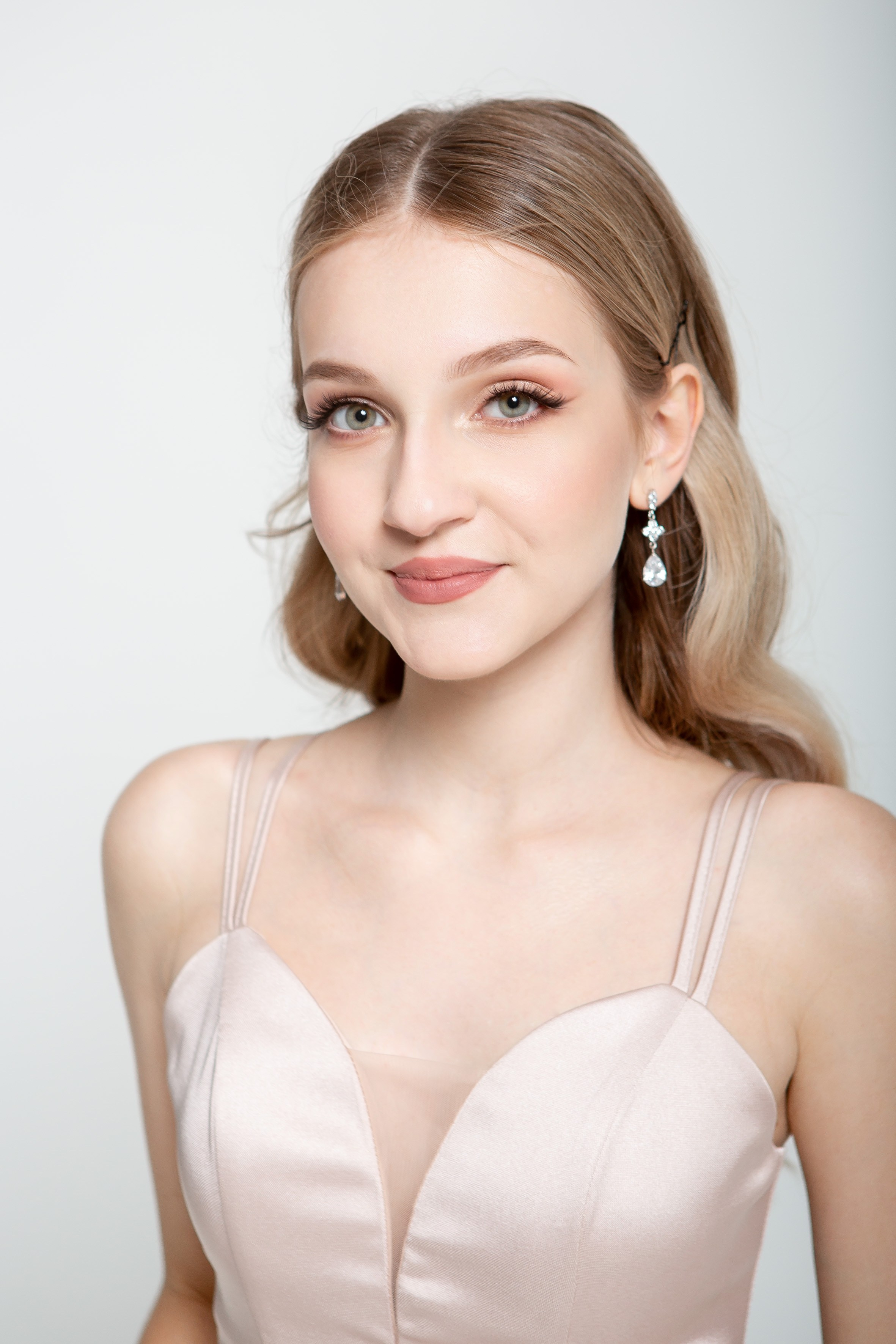 Выпускной девушки. Фотографии её и членов семьи. Свадебный и портретный Фотограф в Липецке Дмитрий Котюков