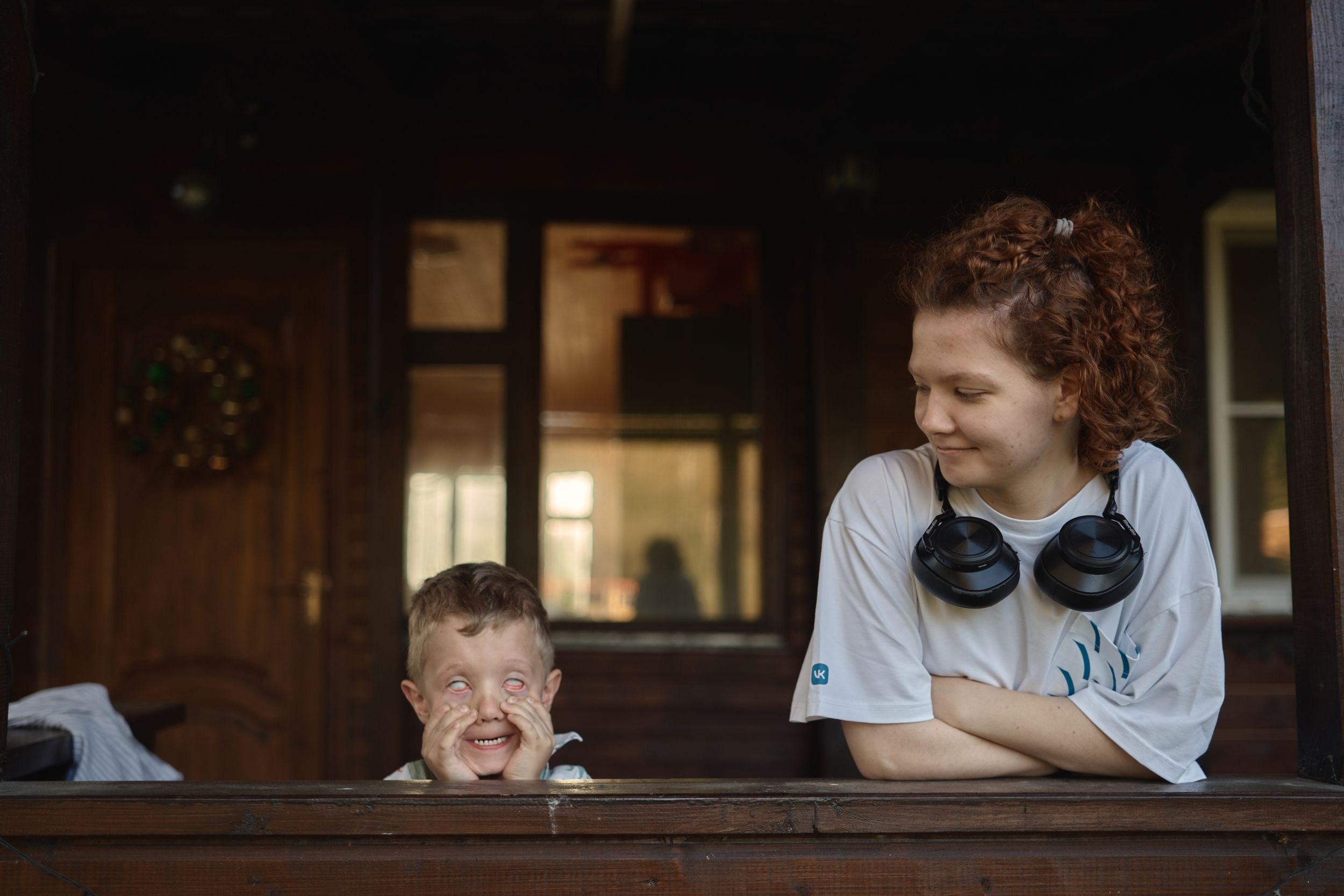 Семейная стрижка газона. Фотограф Женя Пашкина