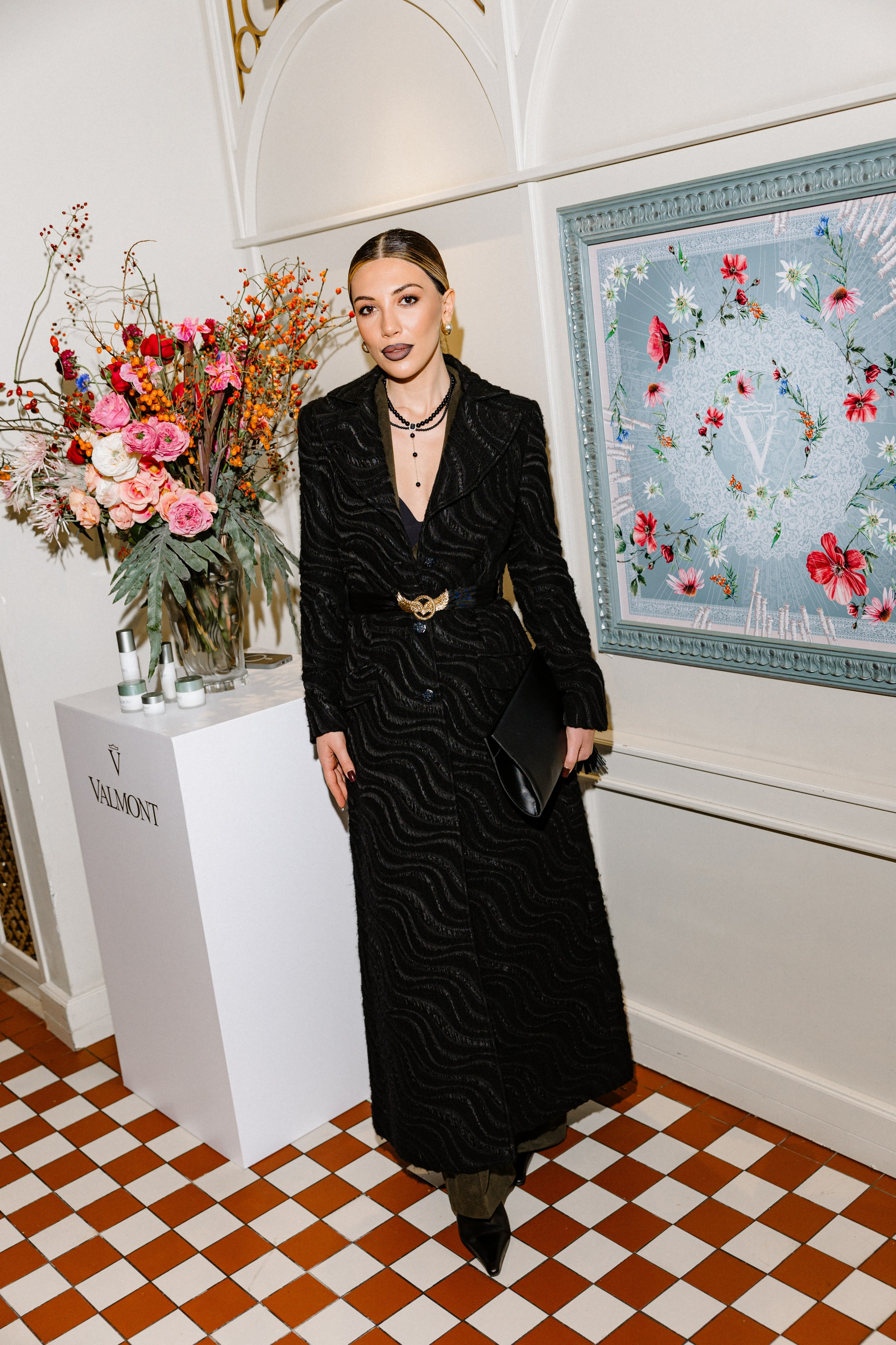 For VALMONT. Костя Жуков — фотограф в Москве