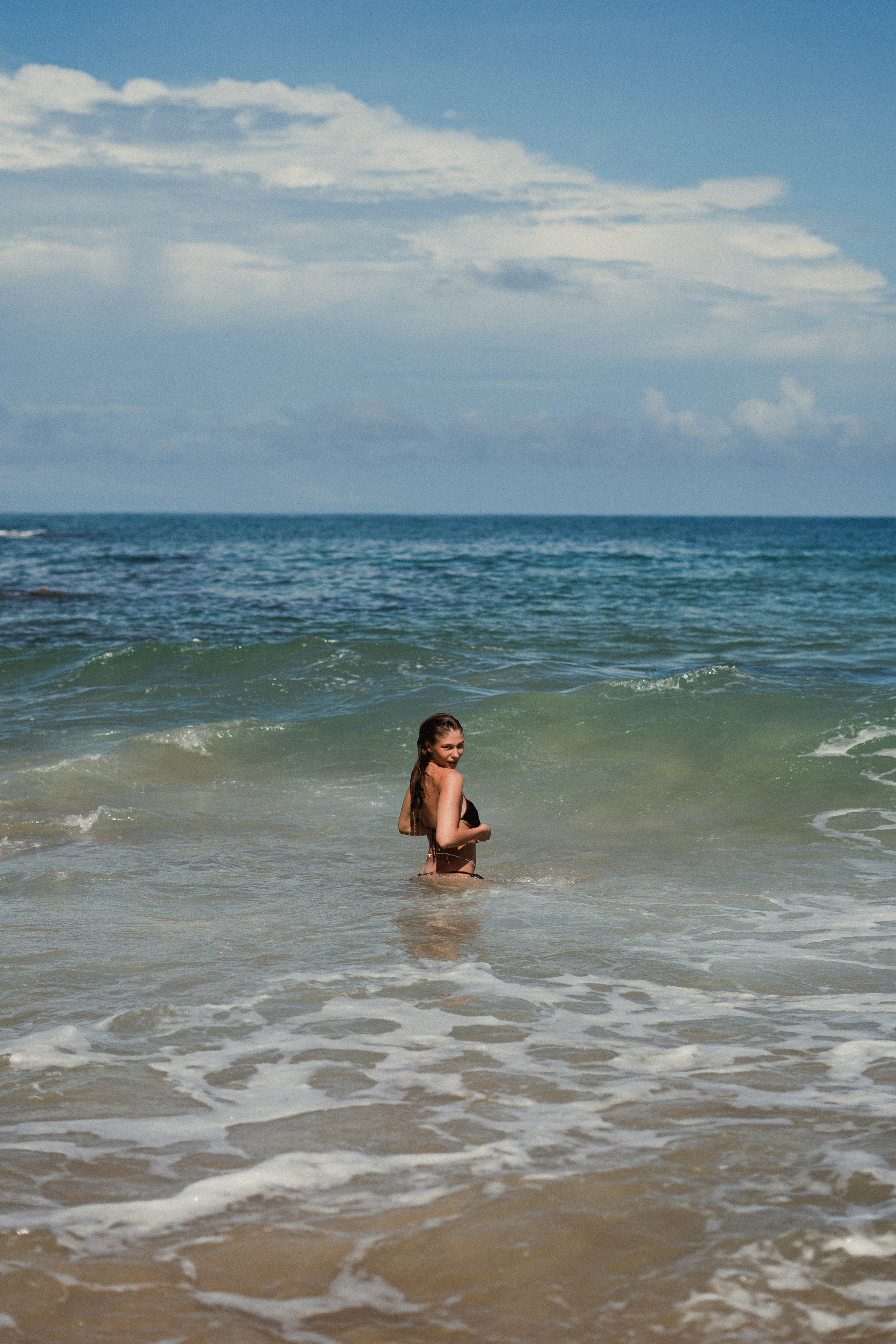 Эмоциональный портрет на Пхукете — искусство вашего образа, эмоций и красоты в виде индивидуальной фотосессии. Ян Долматов — фотограф, видеограф и продюсер на Пхукете, Таиланд