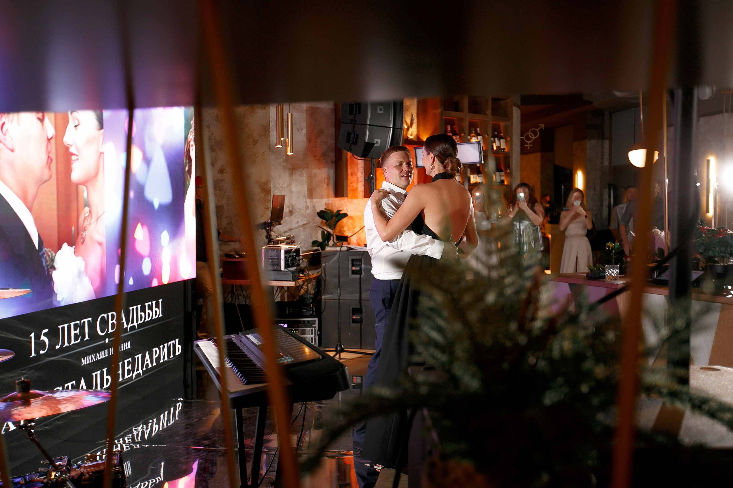 Площадка «Ресторан IZI». Ваш репортажный фотограф Артемий Антонов