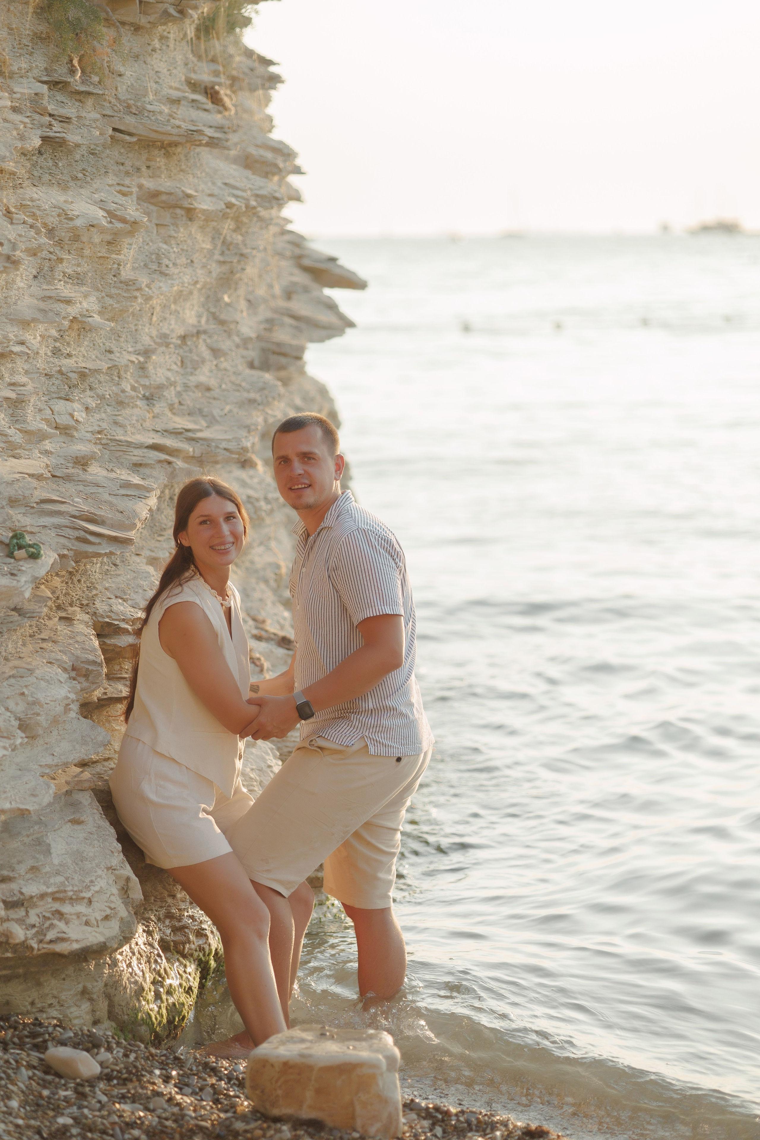 Закат на пляже Метрополь. Семейный и портретный фотограф в Геленджике Любовь Бодрова