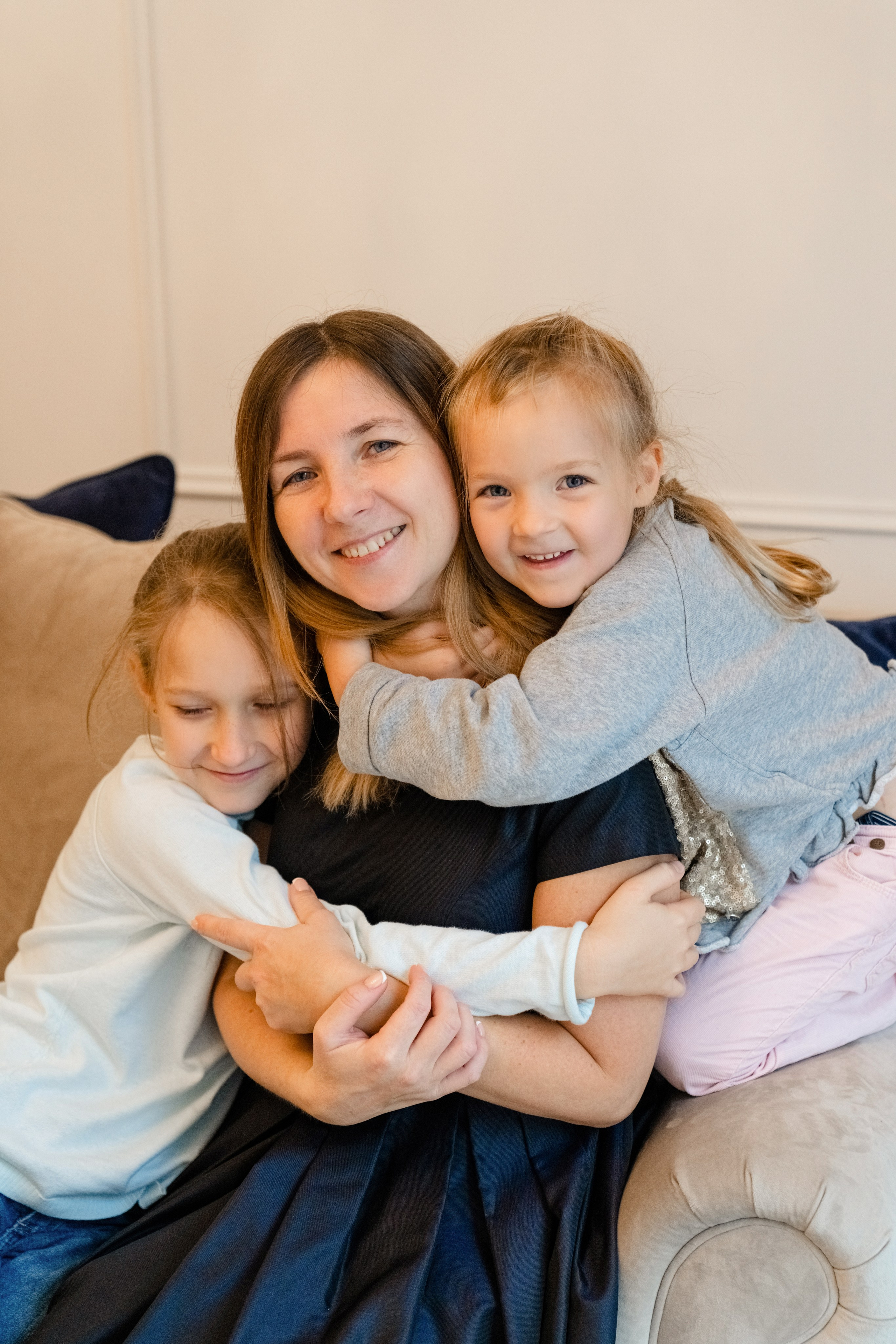 Семейные фотосессии в студии и дома. Свадебный и семейный фотограф в Санкт-Петербурге Олеся Еремеева