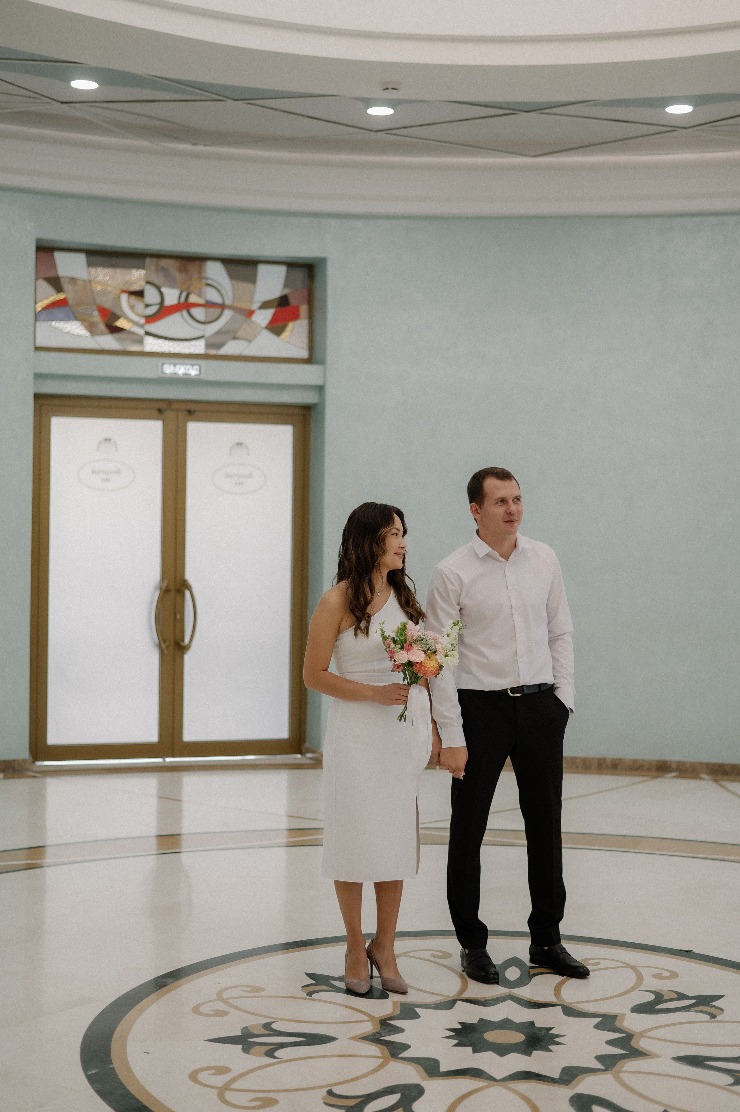 Александр и Кымбата (загс). Фотограф в Иркутске