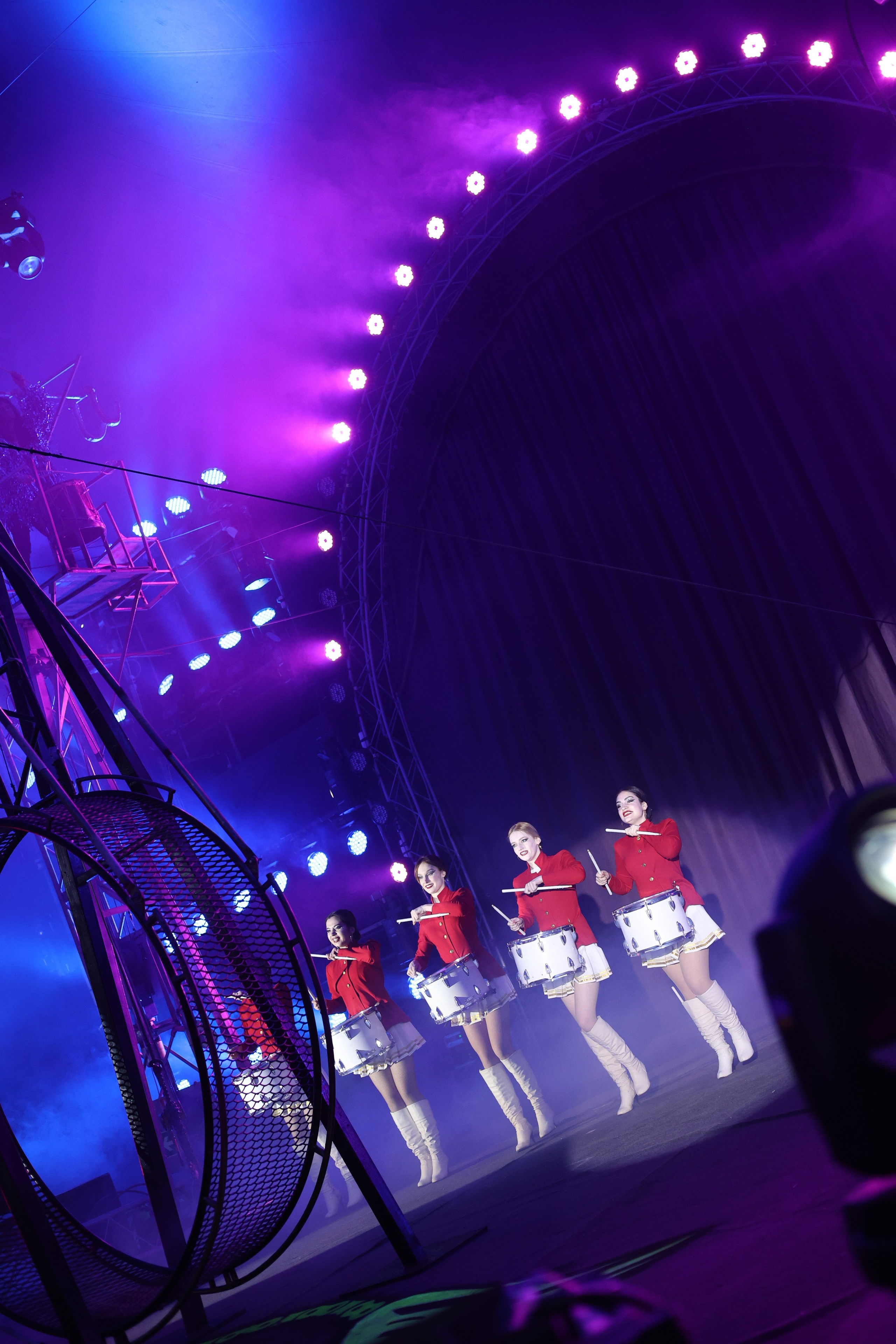 ЦИРК Демидова. Репортажный и мужской фотограф в Краснодаре. Фотограф в Краснодаре