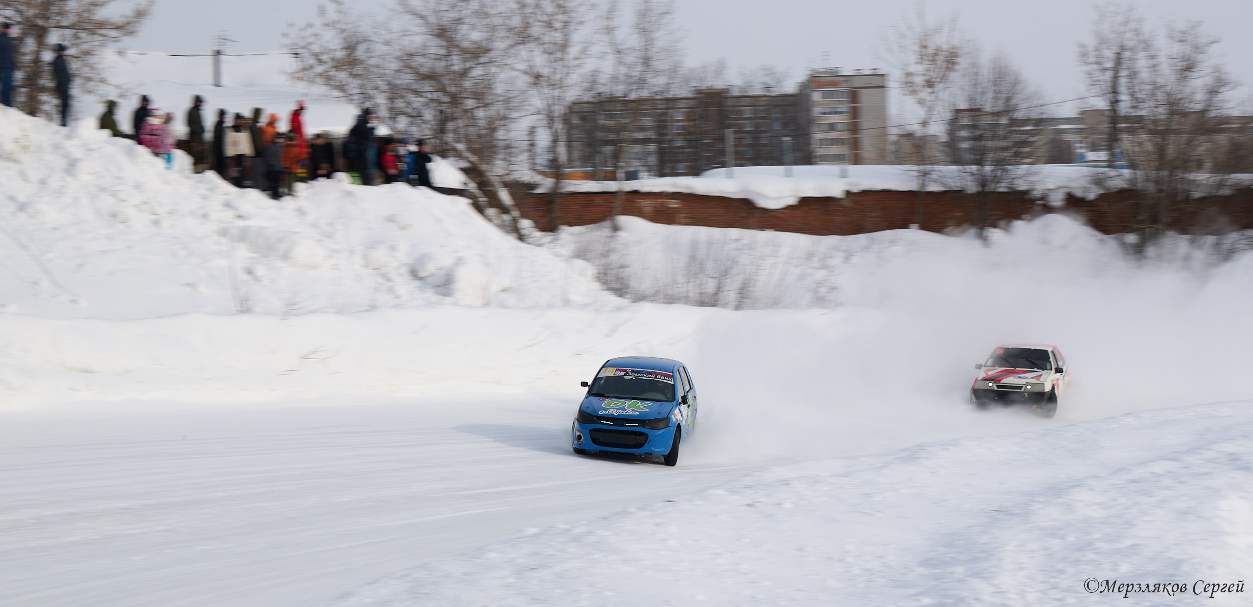 Трековые гонки Ижевск. Спортивный репортажный фотограф в Ижевске Сергей Мерзляков