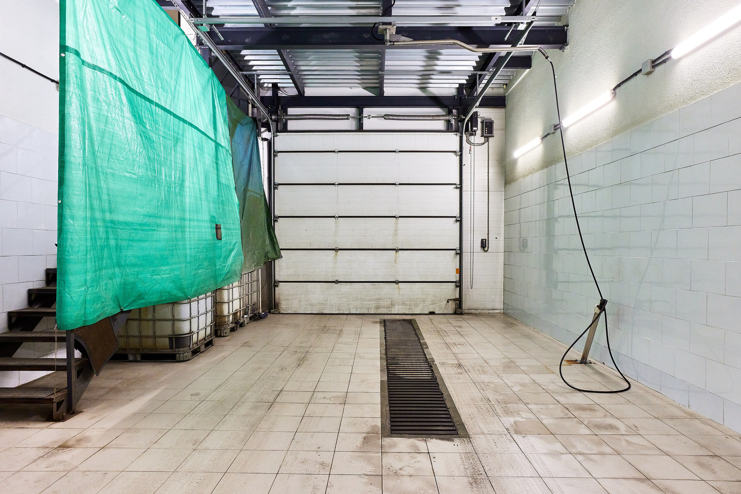 СТО Орбита на Суздальском проспекте. Фотограф Анастасия Леонтьева Санкт-Петербург