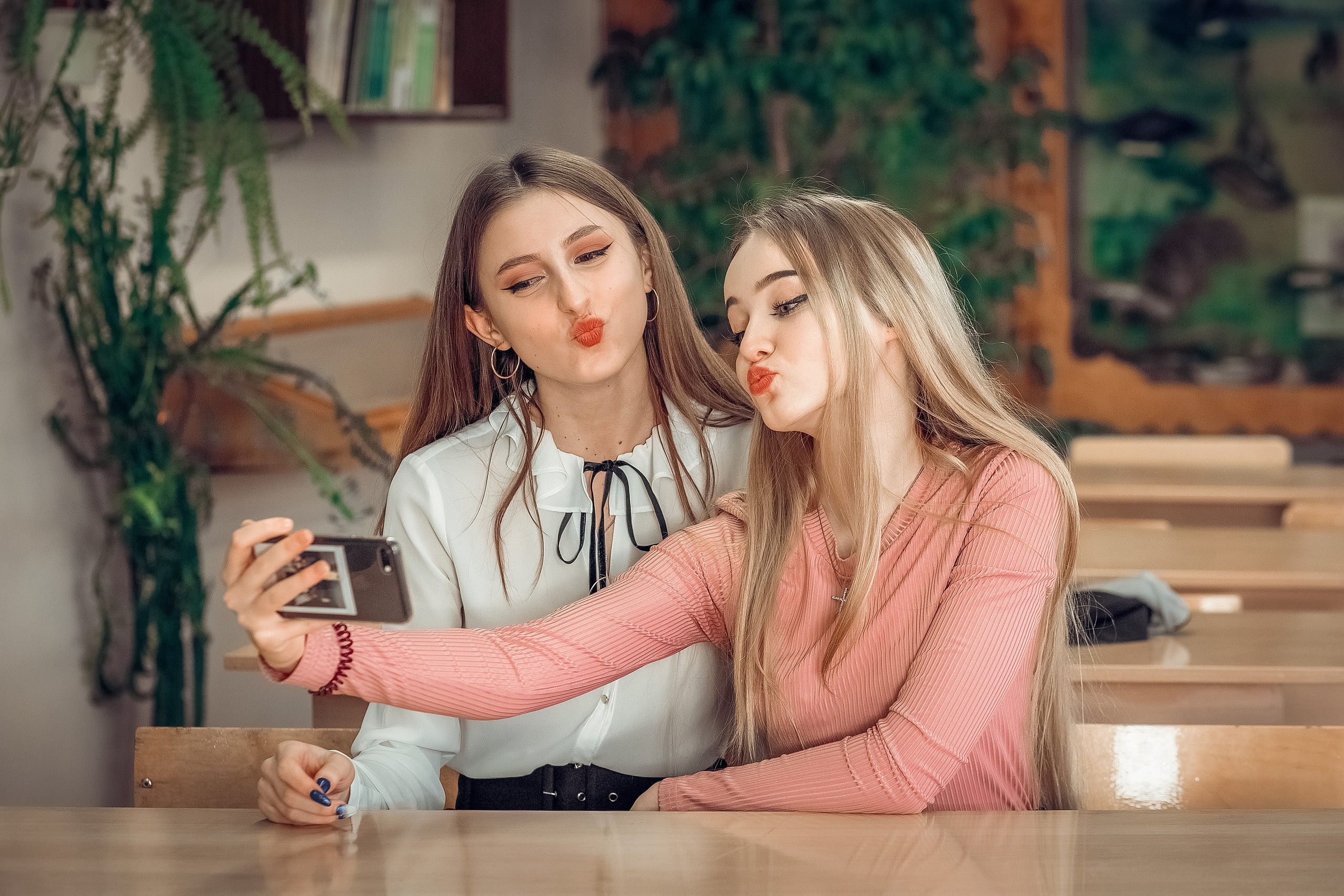 Школьное фото Выпускные фотокниги. Выпускные альбомы. Школьный фотограф