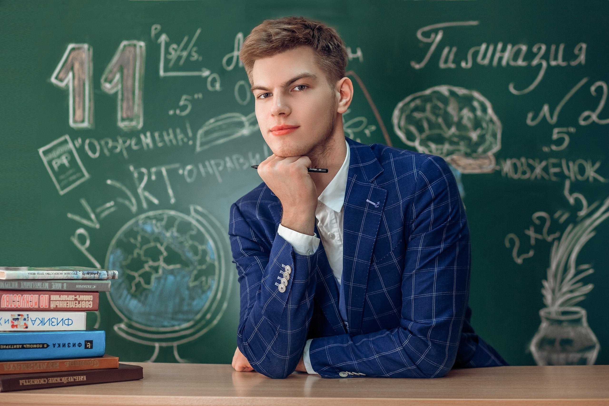 Школьное фото Выпускные фотокниги. Выпускные альбомы. Школьный фотограф