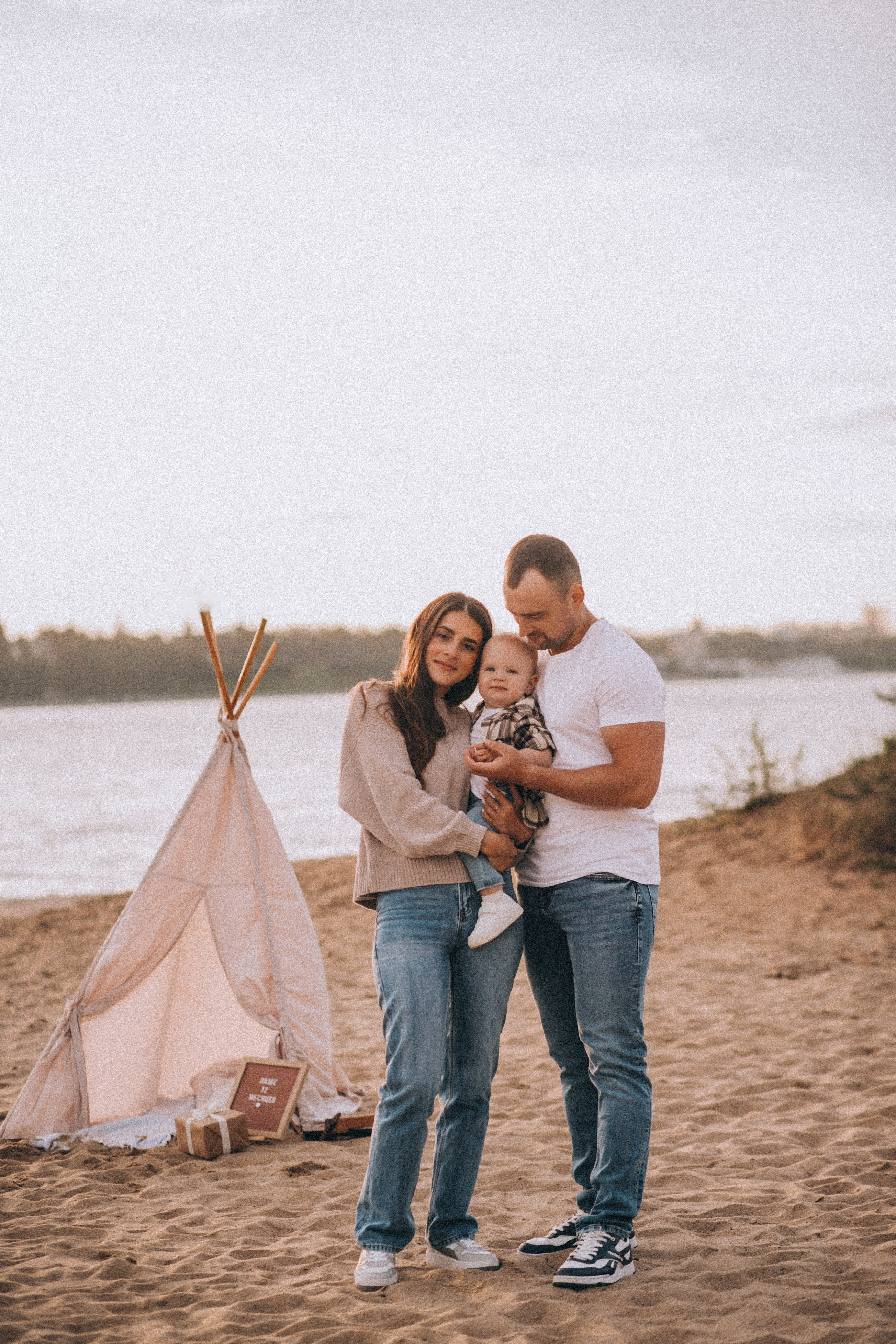 ~ На берегу заката ~. Семейный и детский фотограф в Ярославле