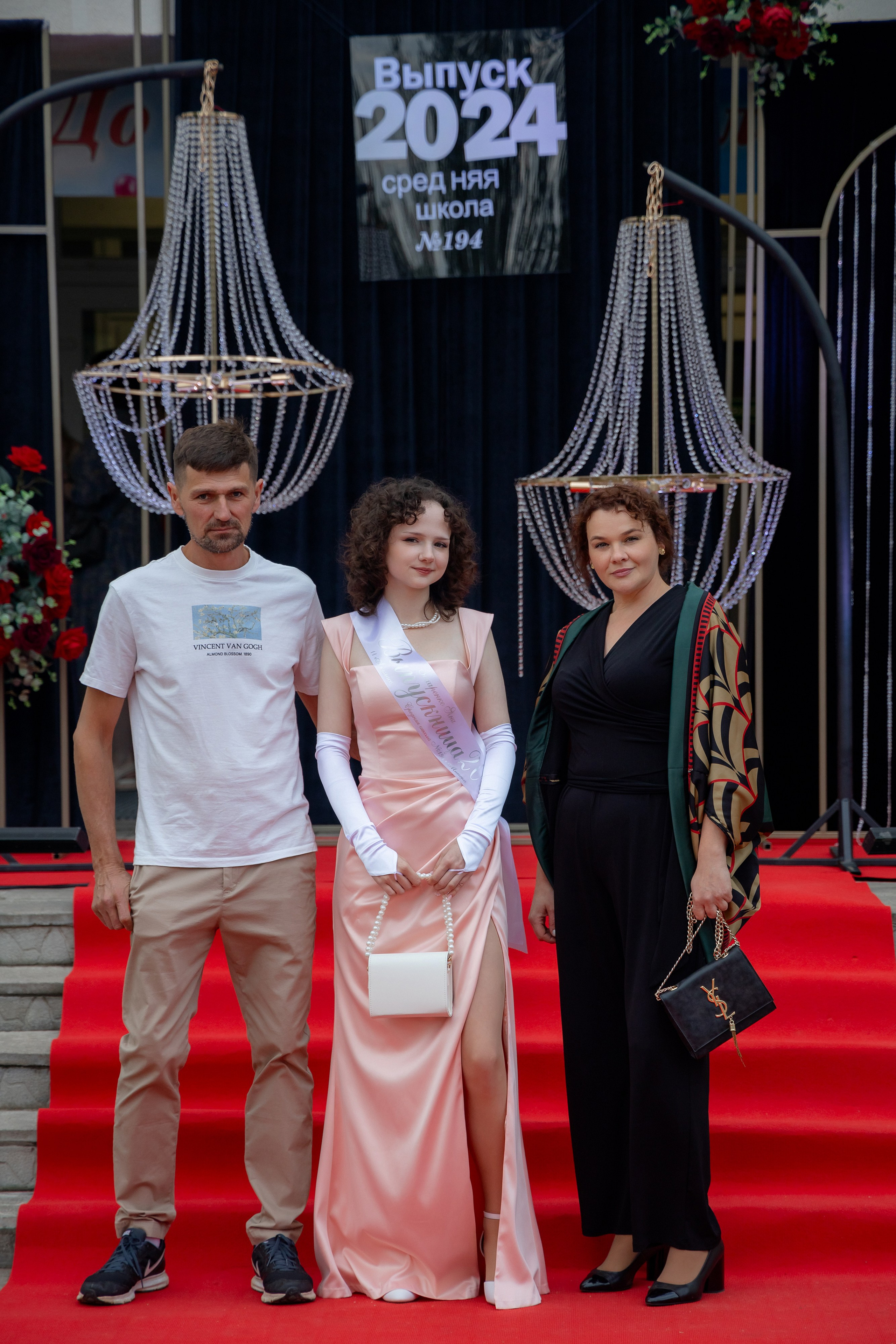 Школьный выпускной 2024 год в Соколе (Минск). Свадебный фотограф в Минске/Беларуси Сергей Спиридонов