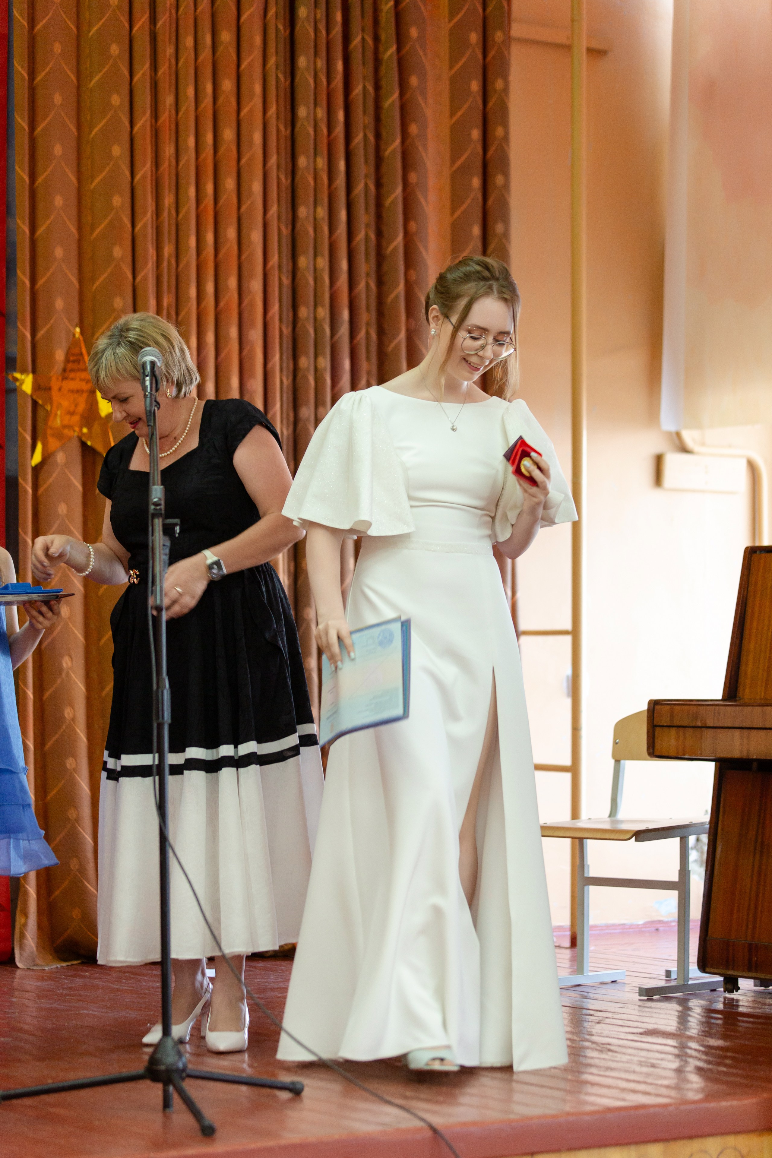 ВРУЧЕНИЕ ДИПЛОМОВ 9 ШКОЛА 2024 г. ТВОЙ АЛЬБОМ / ТВОИ ПРАВИЛА