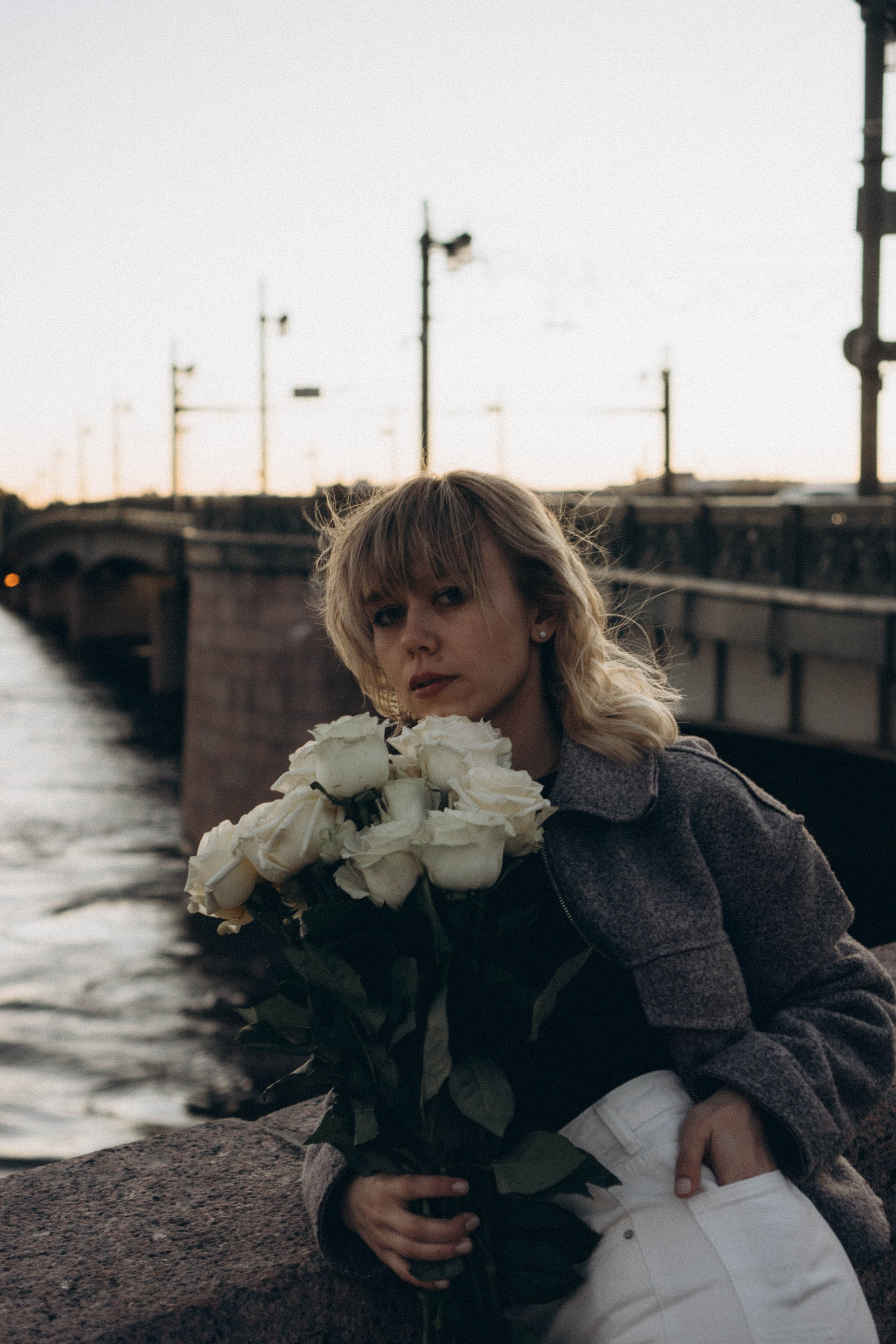 ПРОГУЛКА ПО ГОРОДУ В БЕЛЫЕ НОЧИ (другой вариант). Профессиональный фотограф, Санкт-Петербург — Виктория Богомолова
