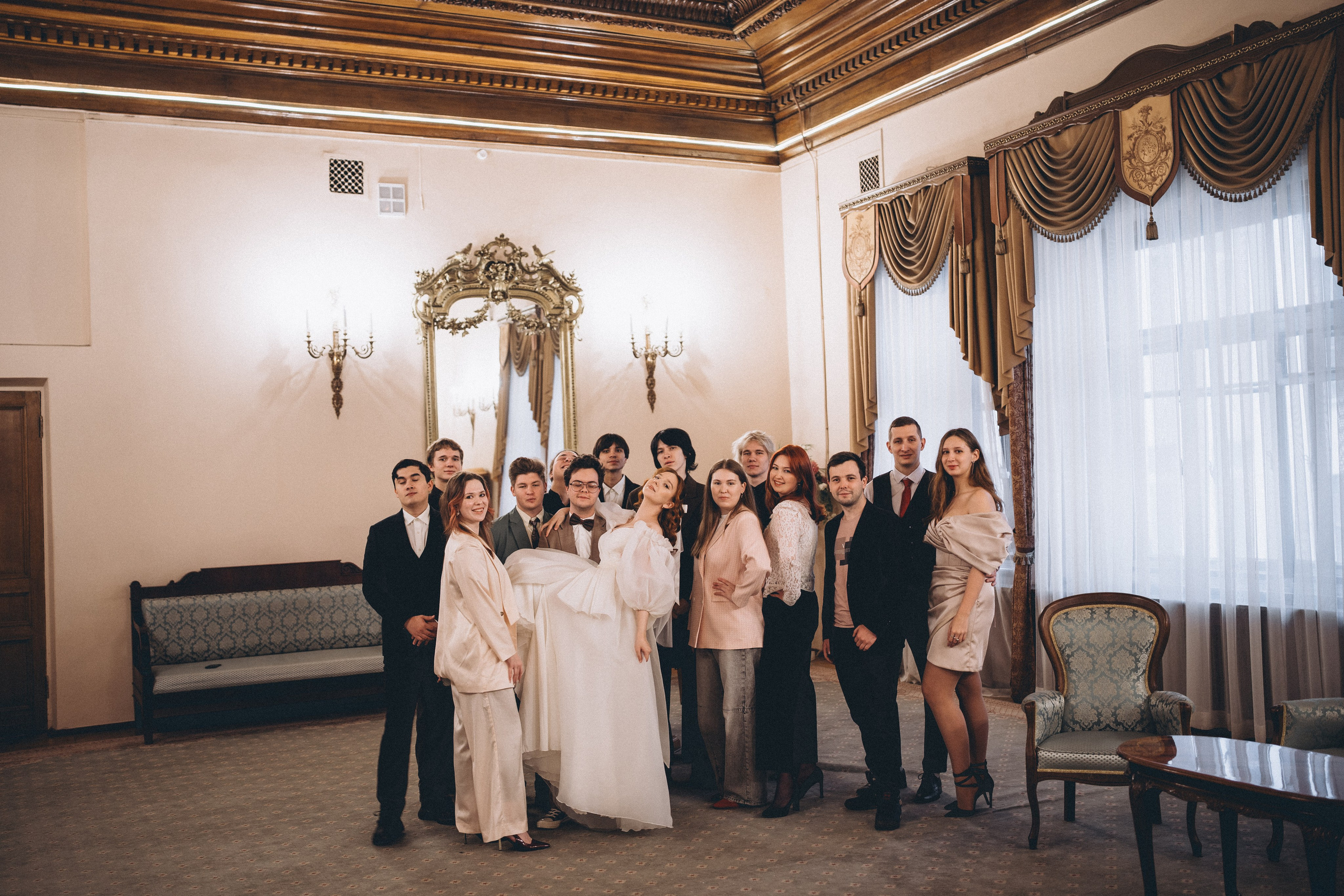 СВАДЕБНАЯ СЬЕМКА ВО ВТОРОМ ДВОРЦЕ С ГОСТЯМИ И ПРОГУЛКА В ТАВРИЧЕСКОМ САДУ. Профессиональный фотограф, Санкт-Петербург — Виктория Богомолова