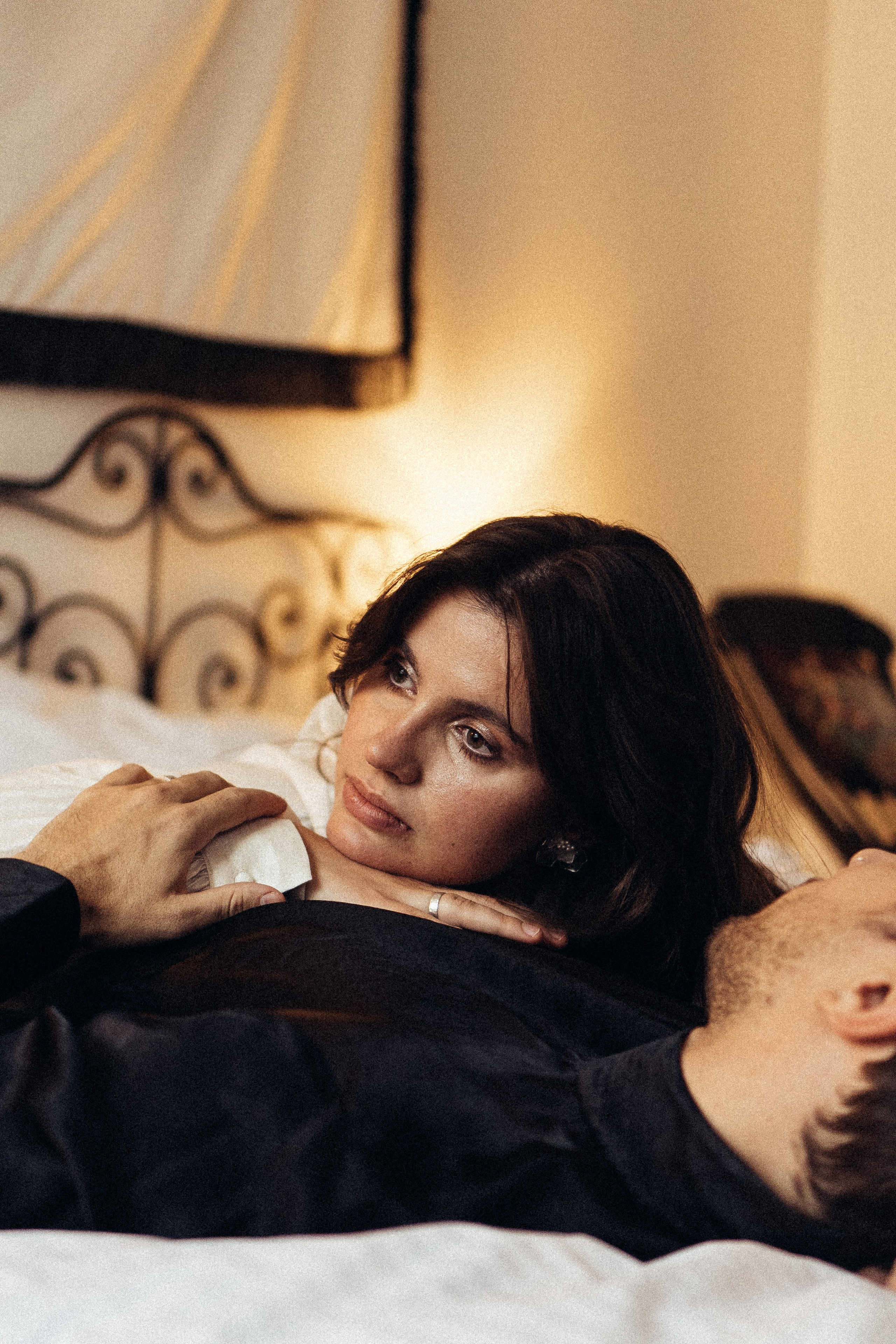 УТРО ЖЕНИХА И НЕВЕСТЫ В ПИТЕРСКОЙ КВАРТИРЕ И СЬЕМКА С СВАДЕБНЫХ ОБРАЗАХ. Профессиональный фотограф, Санкт-Петербург — Виктория Богомолова