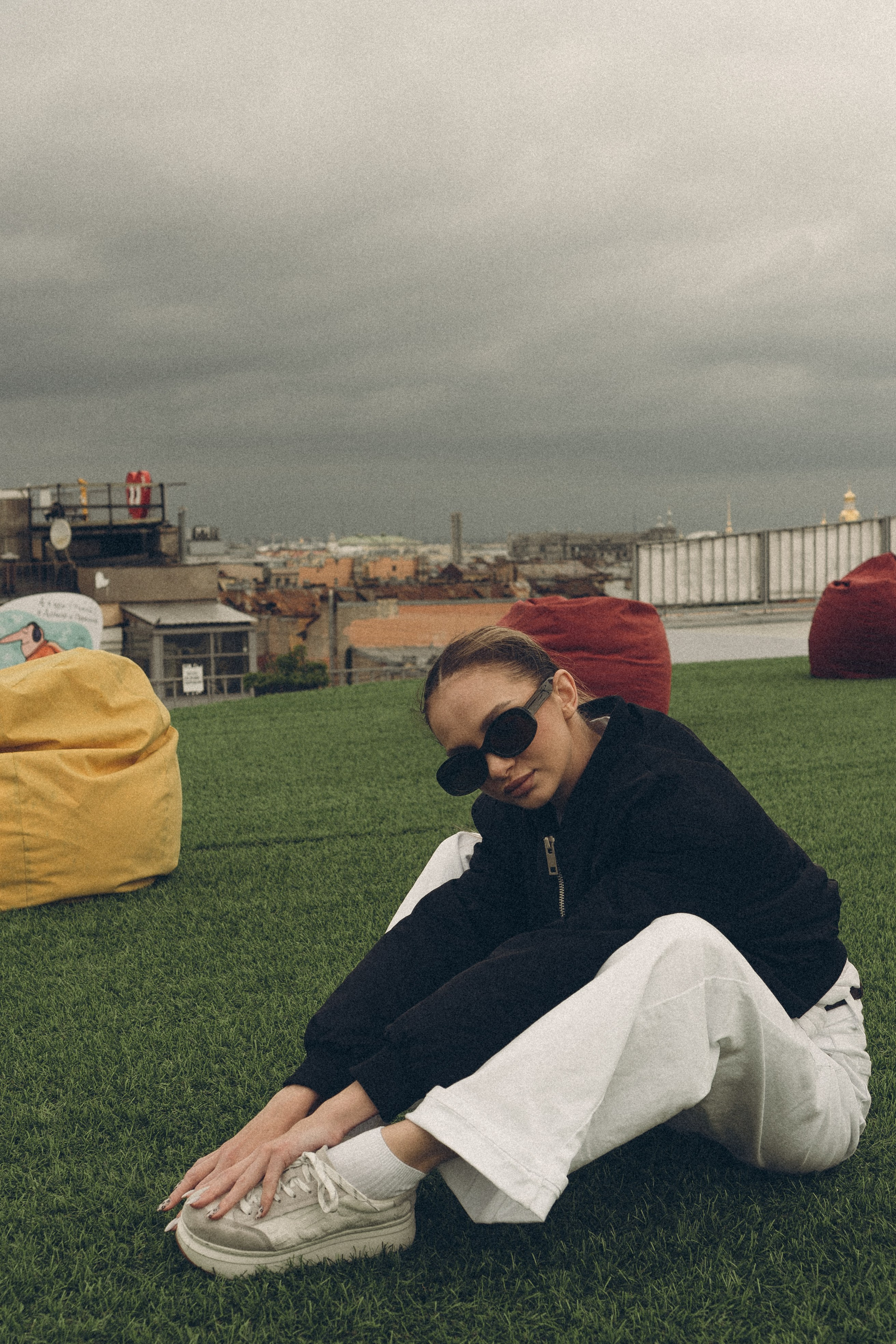 МЫ ГУЛЯЛИ ПРО КРЫШАМ ПИТЕРА. Профессиональный фотограф, Санкт-Петербург — Виктория Богомолова